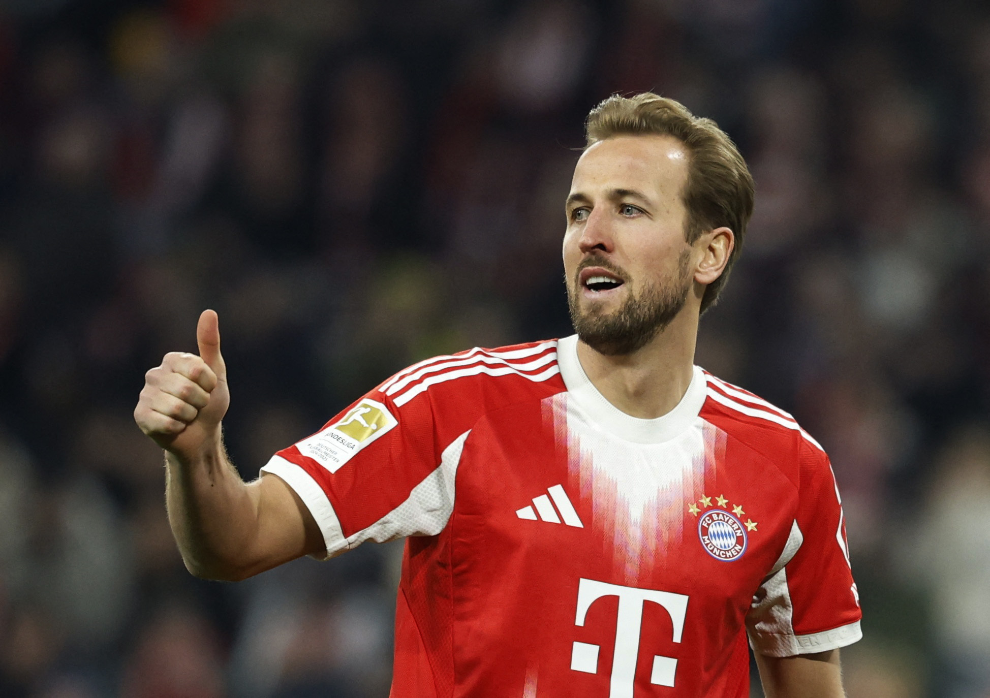 Soccer Football - Bundesliga - Bayern Munich v TSG 1899 Hoffenheim - Allianz Arena, Munich, Germany - February 8, 2026 Bayern Munich's Harry Kane reacts REUTERS/Heiko Becker DFL REGULATIONS PROHIBIT ANY USE OF PHOTOGRAPHS AS IMAGE SEQUENCES AND/OR QUASI-VIDEO.