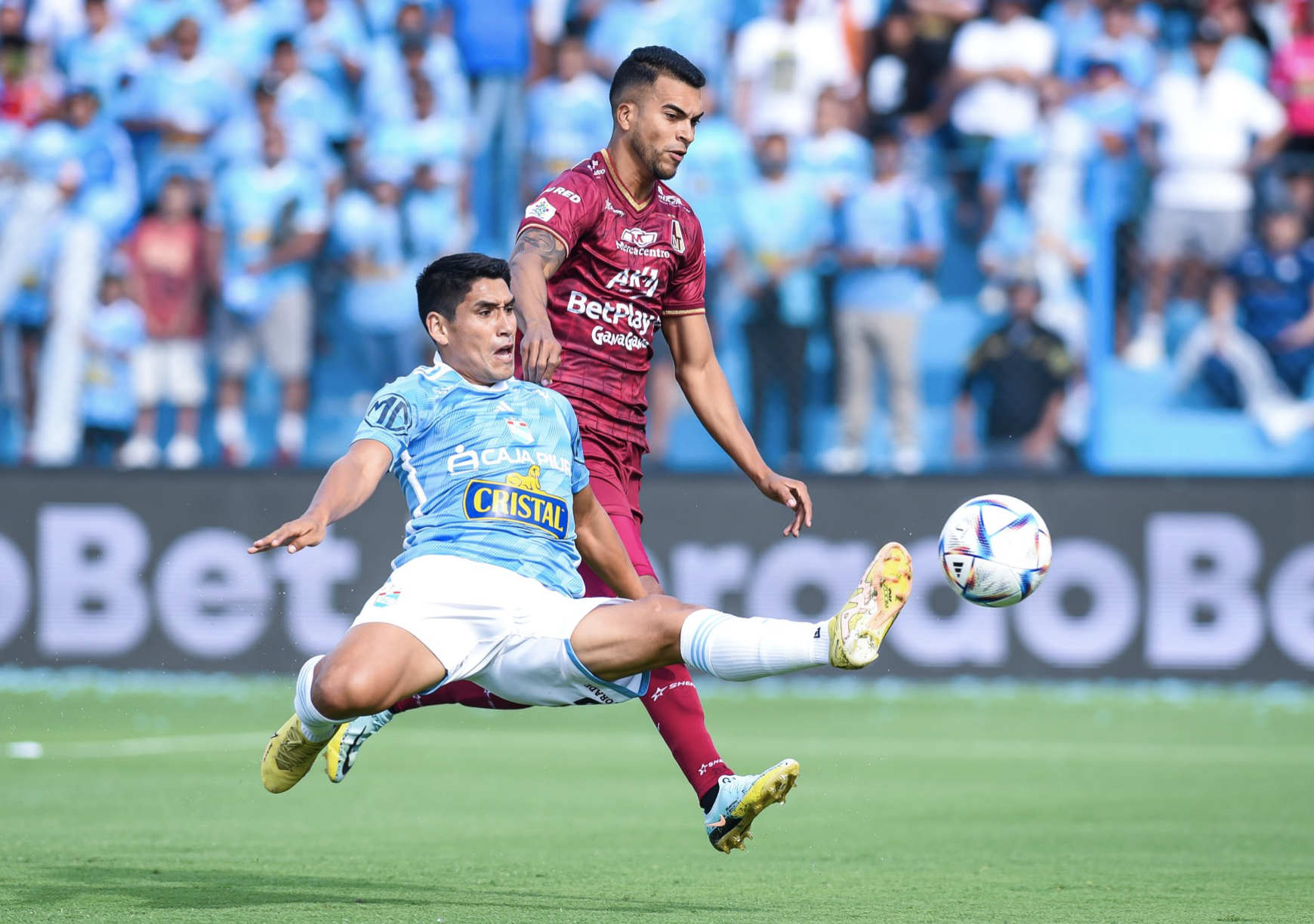 Sporting Cristal 2 - 1 Deportes Tolima: resumen, goles y resultado de la Tarde Celeste