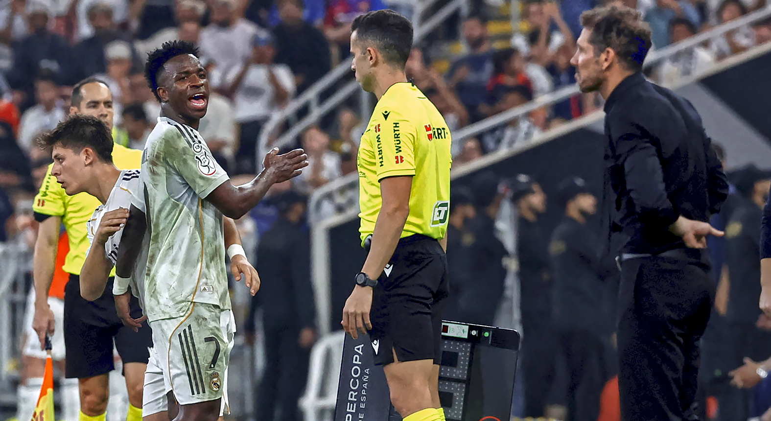 El incidente entre Simeone y Vinicius a debate, en directo con AS: ¡manda  tu pregunta u opinión y participa! - AS.com