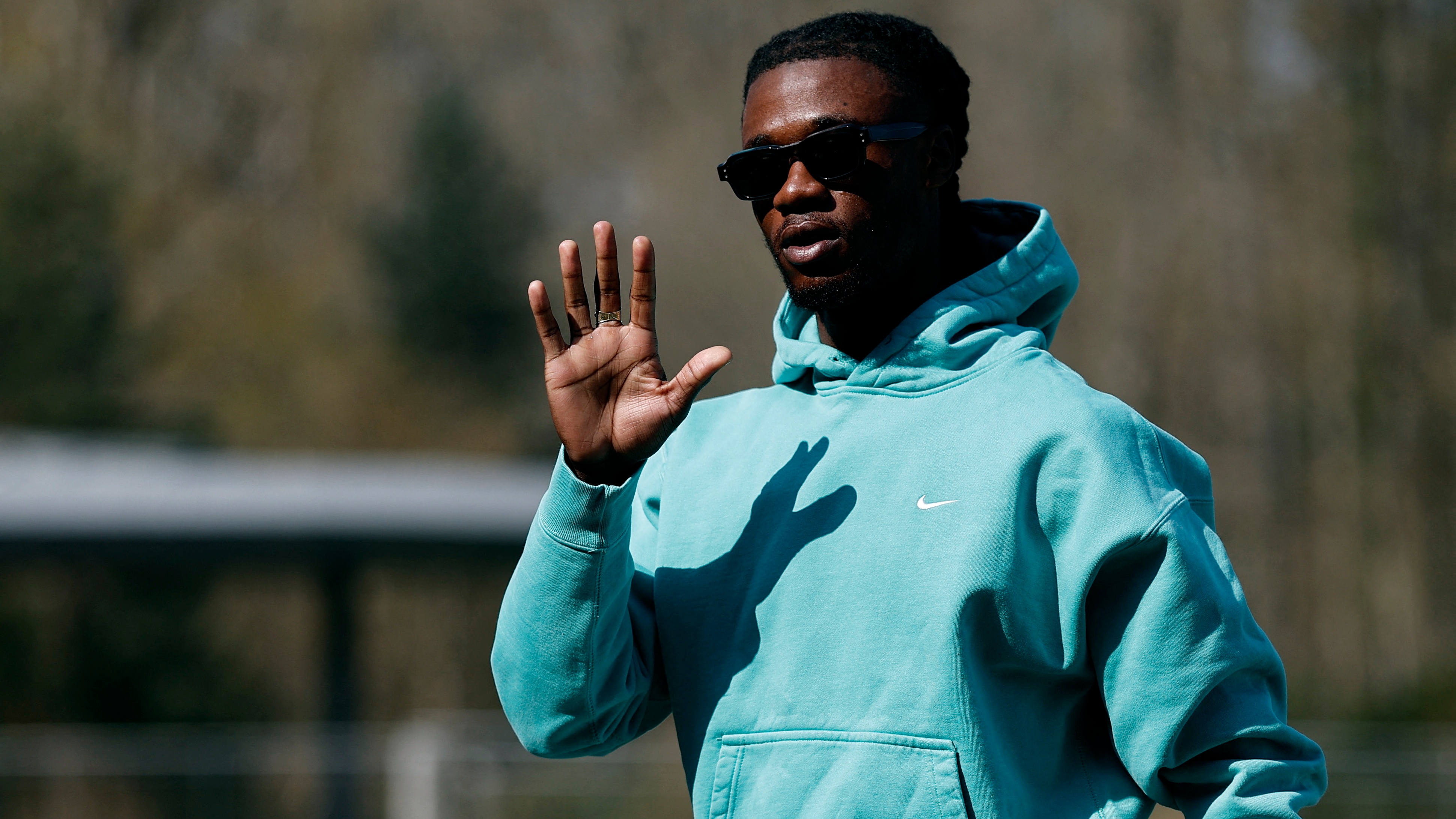 Soccer Football - International Friendly - International Friendly - France Training - INF Clairefontaine, Clairefontaine-en-Yvelines, France - March 23, 2026 France's Eduardo Camavinga arrives before training REUTERS/Benoit Tessier