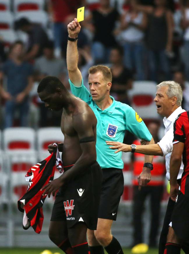 Mario Balotelli has Nice red card overturned can - AS USA