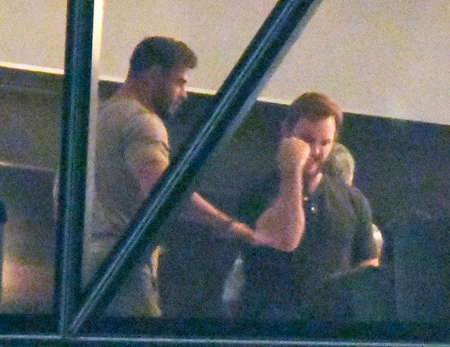 Thor - Love and Thunder: Fotos do set mostram Chris Hemsworth e Chris Pratt  em seus trajes - Notícias de cinema - AdoroCinema