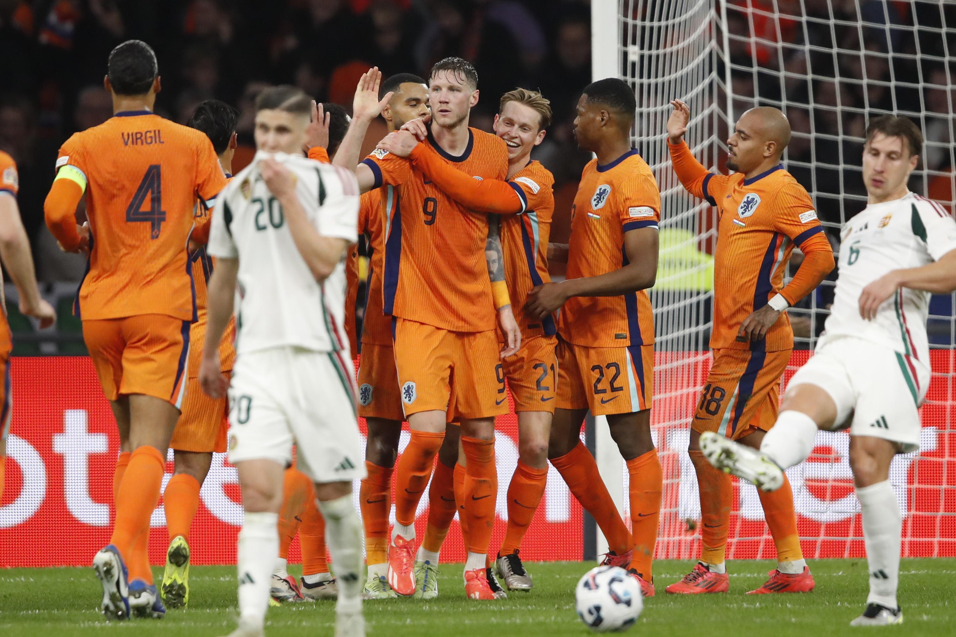 Frenkie de Jong, Cody Gakpo  y ms jugadores de Holanda.