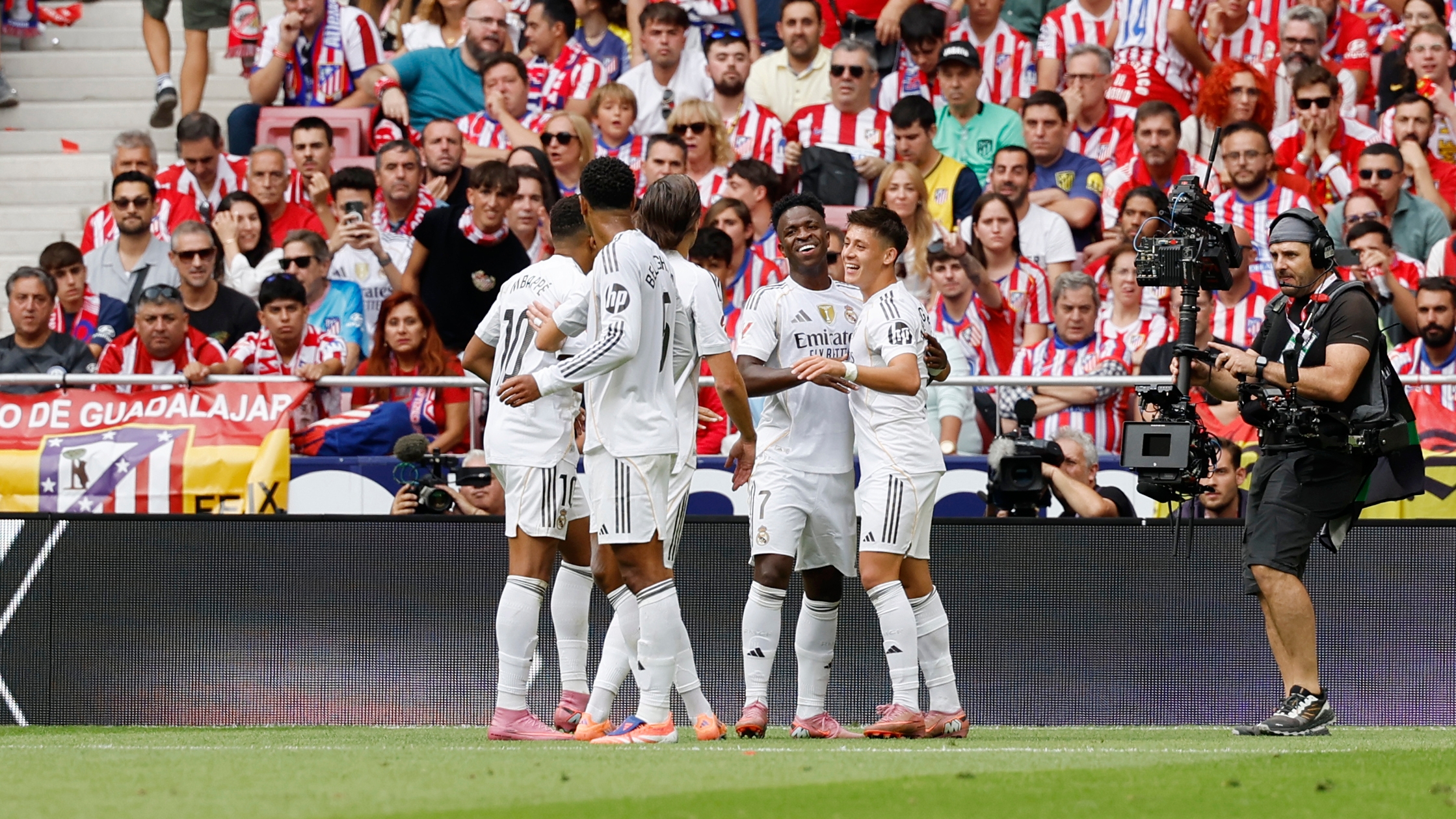 27/09/25 PARTIDO PRIMERA DIVISION 
ATLETICO DE MADRID - REAL MADRID
GOL 1-2 GULLER ALEGRIA 

