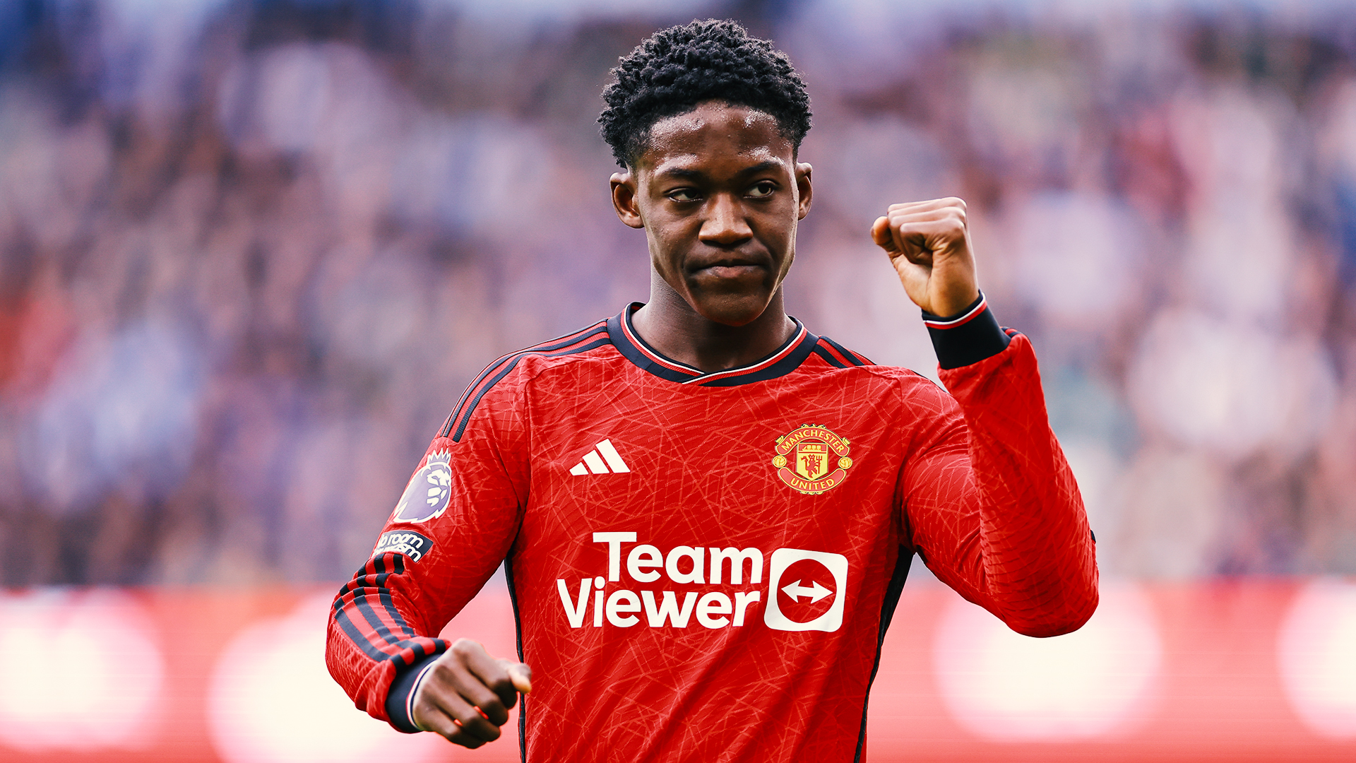 MANCHESTER, ENGLAND - MARCH 3: Kobbie Mainoo of Manchester United during the Premier League match between Manchester City and Manchester United at Etihad Stadium on March 3, 2024 in Manchester, England. (Photo by Robbie Jay Barratt - AMA/Getty Images)