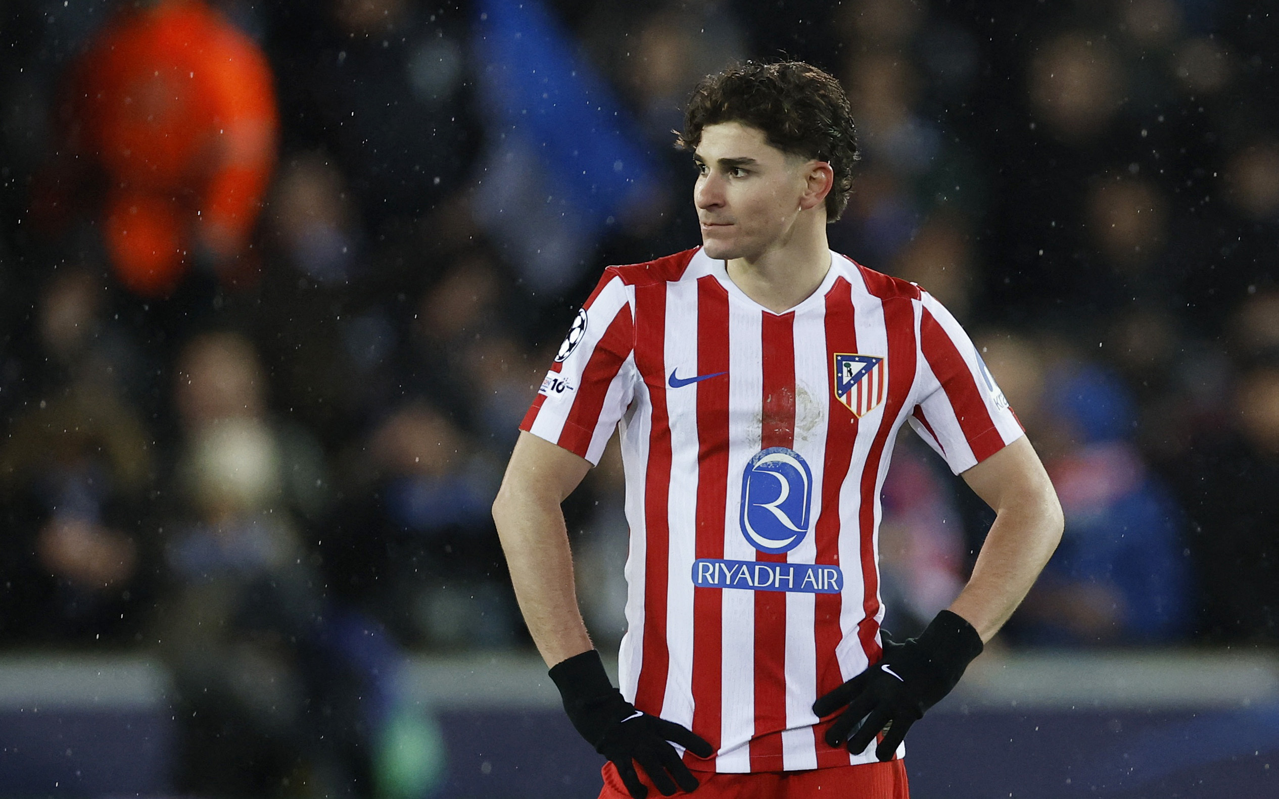 Soccer Football - UEFA Champions League - Play Off - First Leg - Club Brugge v Atletico Madrid - Jan Breydel Stadium, Bruges, Belgium - February 18, 2026
Atletico Madrid's Julian Alvarez looks dejected after Club Brugge's Nicolo Tresoldi scores their second goal REUTERS/Maurice Van Steen