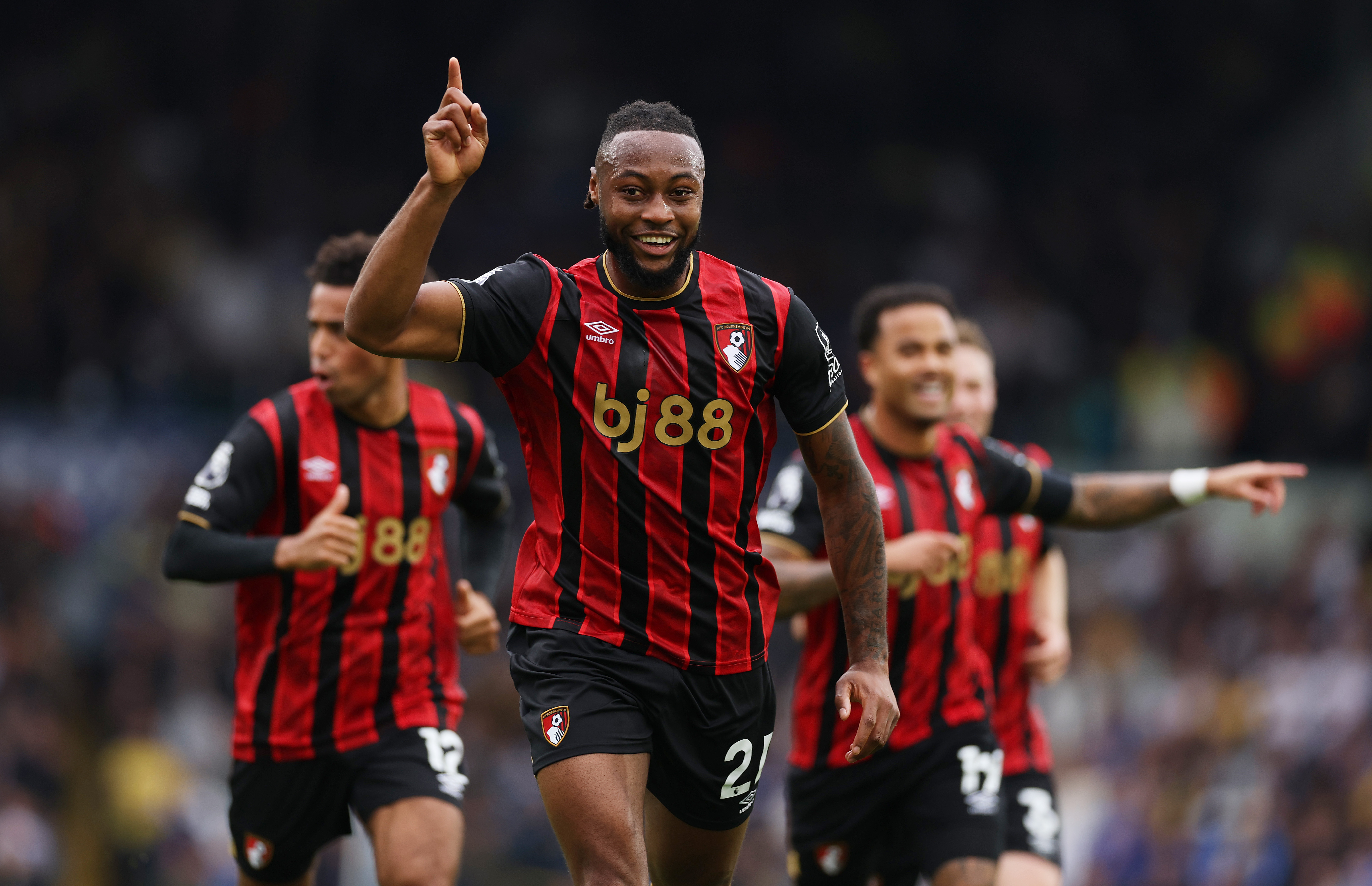 El jugador de Ghana también ha sido una de las sensaciones de la Premier League. Su rendimiento ha sido crucial para que su equipo se instale en zona Champions. Ha sido titular en todos los partidos de liga y ha participado directamente en 9 goles del Bournemouth (6 goles + 3 asistencias).