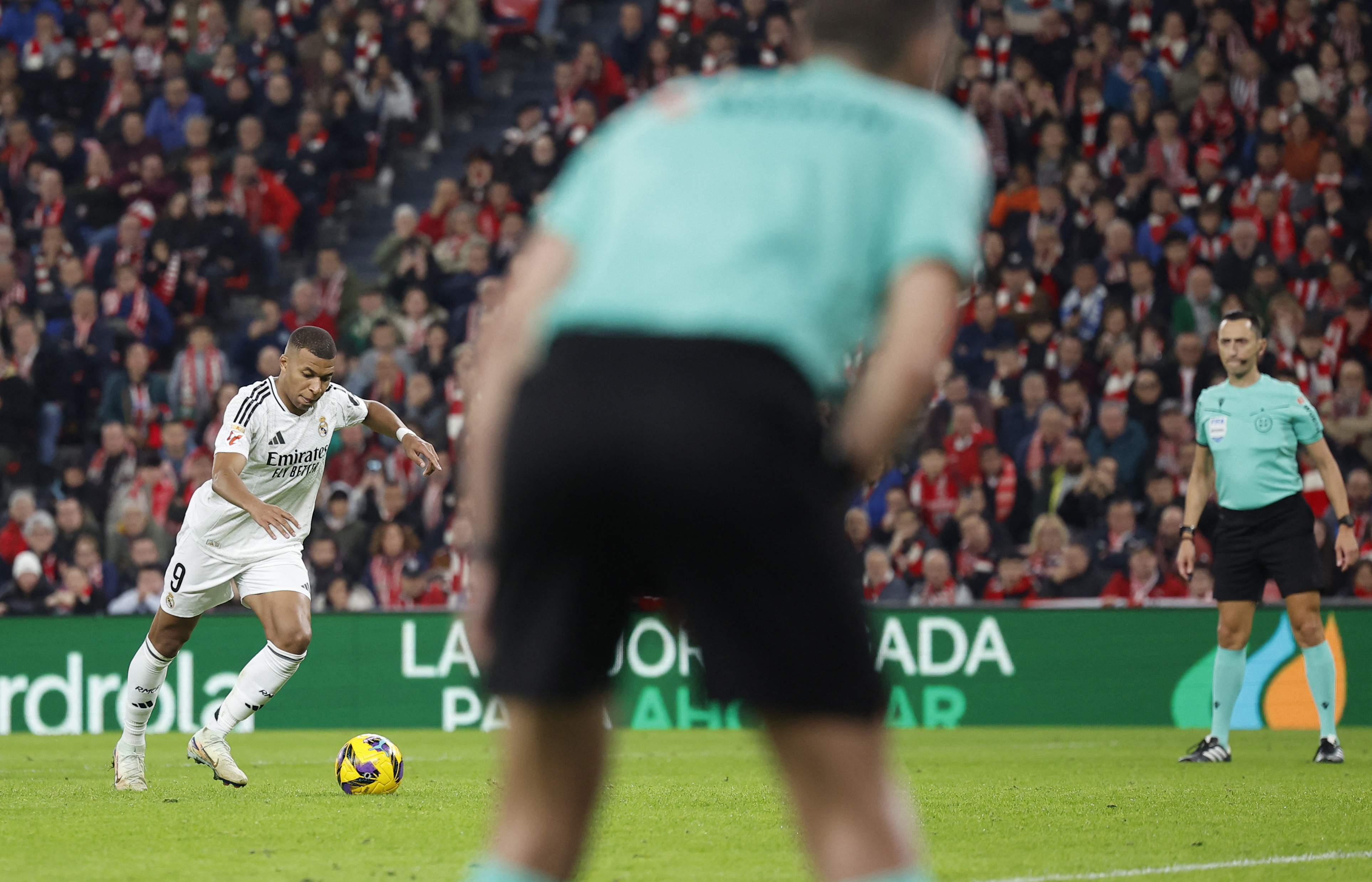 Soccer Football - LaLiga - Athletic Bilbao v Real Madrid - San Mames, Bilbao, Spain - December 4, 2024 Real Madrid's Kylian Mbappe misses a penalty REUTERS/Vincent West