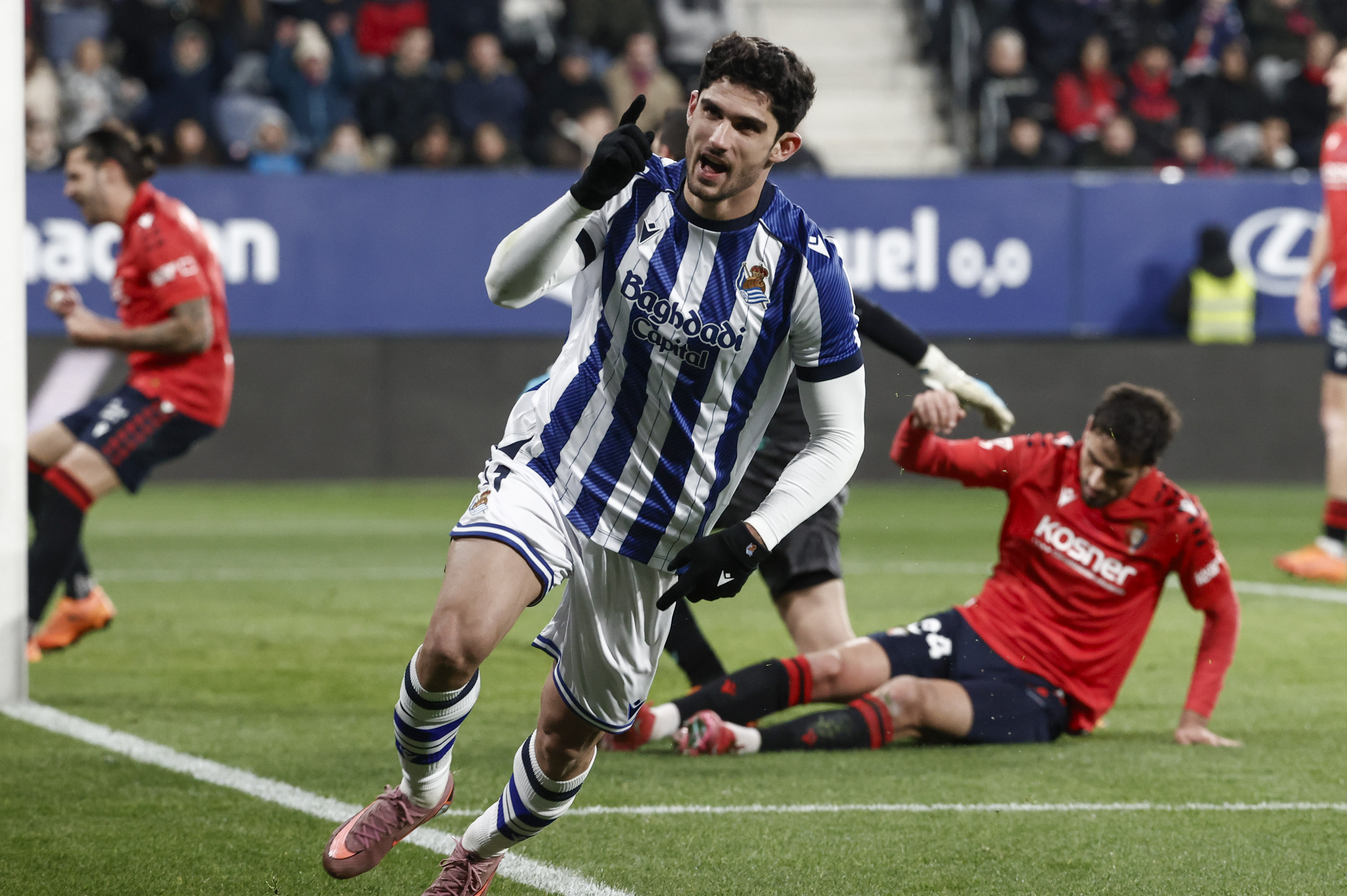 22/11/2025 - Gonçalo Guedes celebra su gol en el partido de la jornada 13 de LaLiga entre Osasuna y Real Sociedad