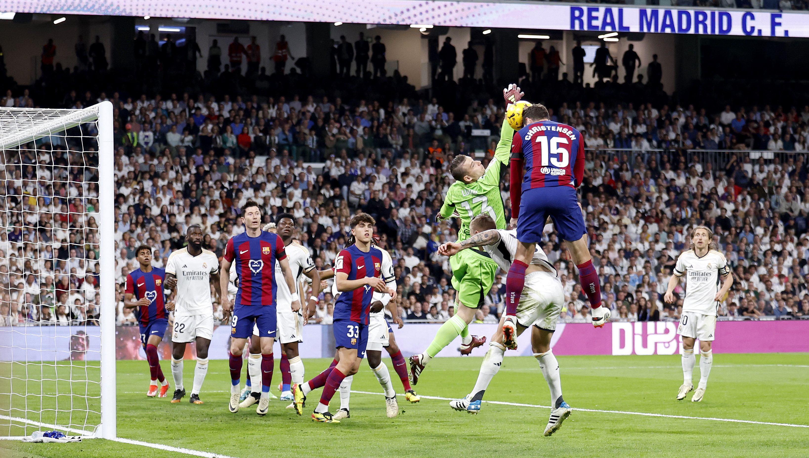 El Barça enciende al Madrid: “¿De la falta a Kroos nadie se acuerda?”