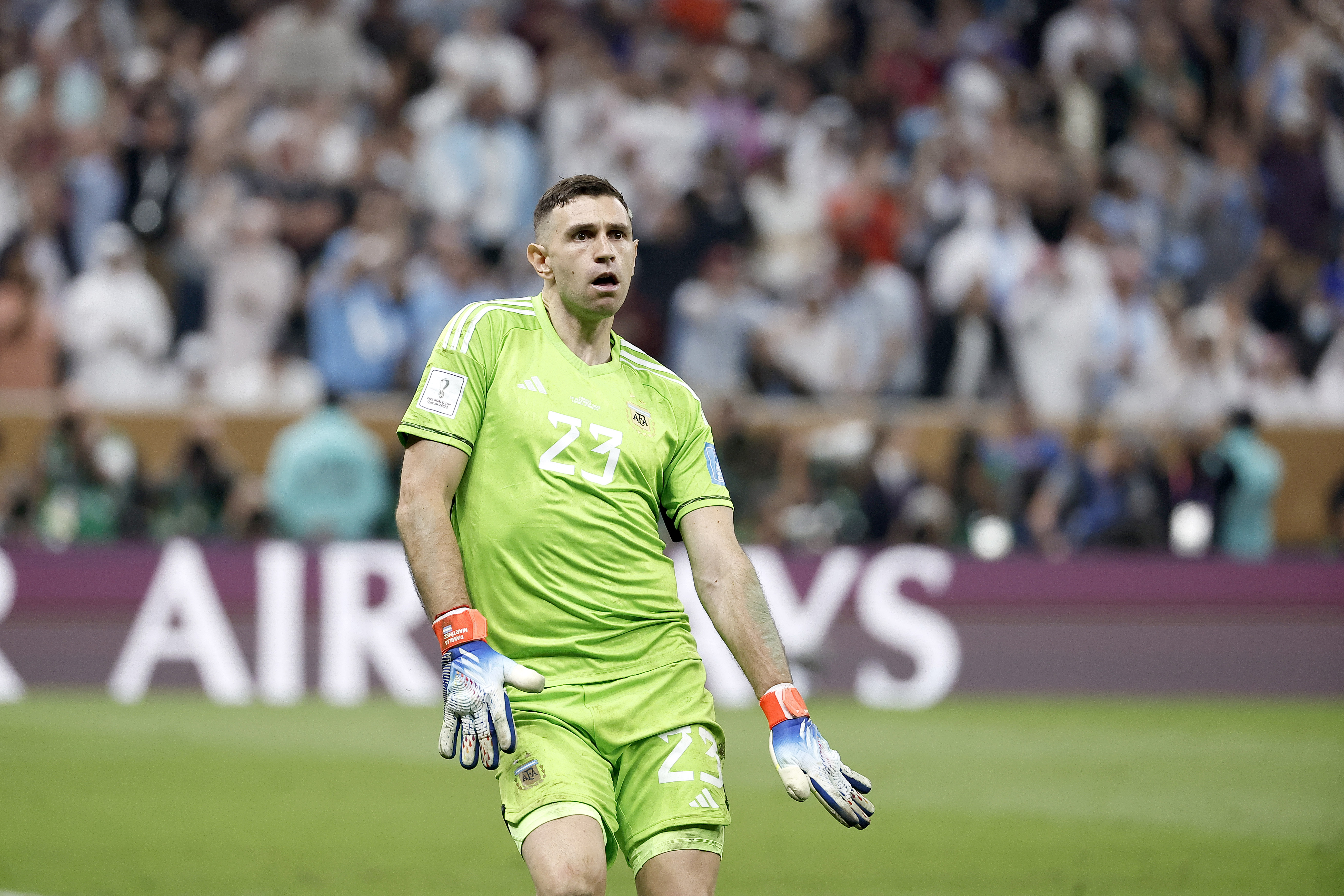 Un ladrón intenta hacerse pasar por Dibu Martínez para no ser detenido