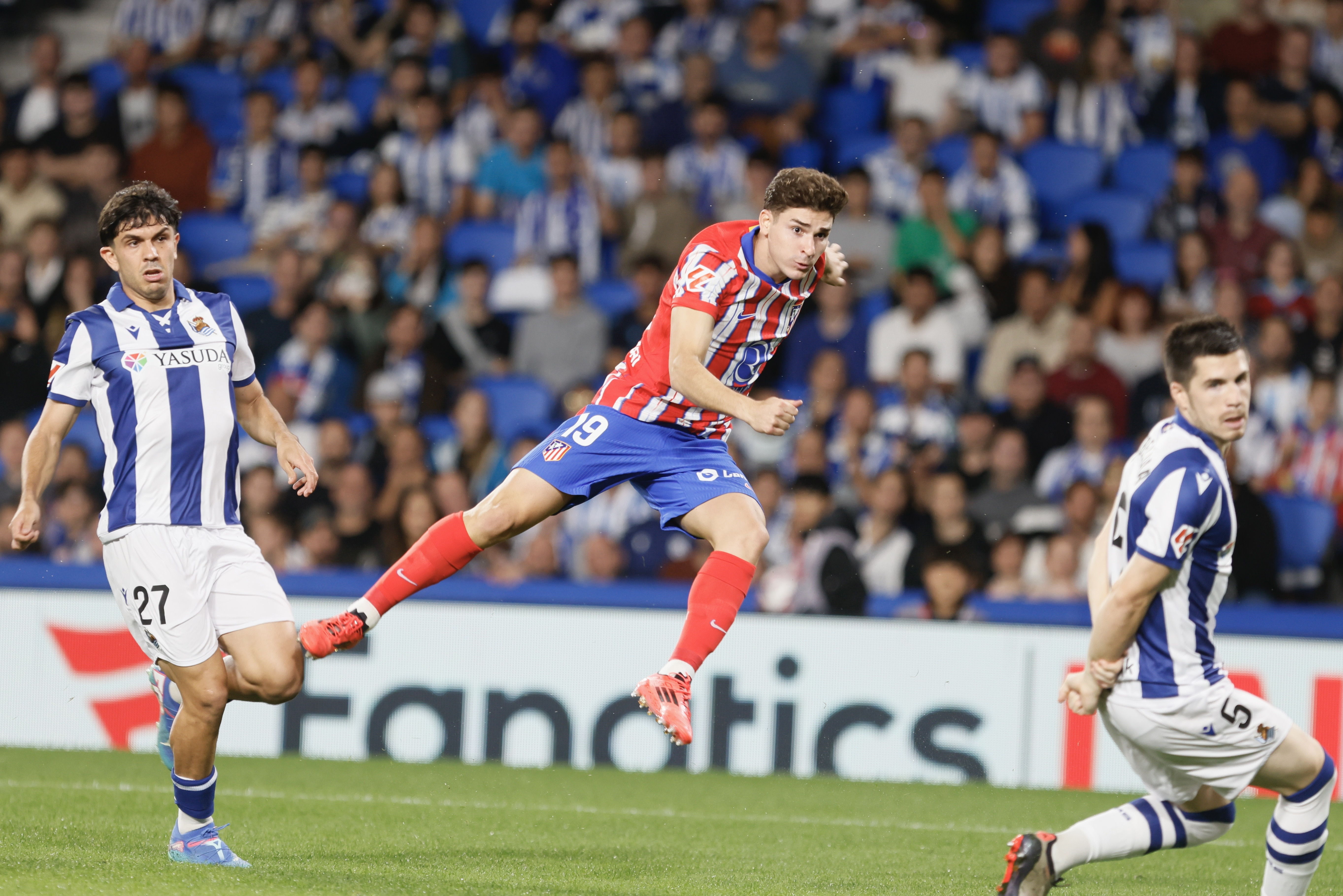 “El gol de lo que llevamos de campeonato”: la genialidad brutal que se inventaron Griezmann y Julian Álvarez