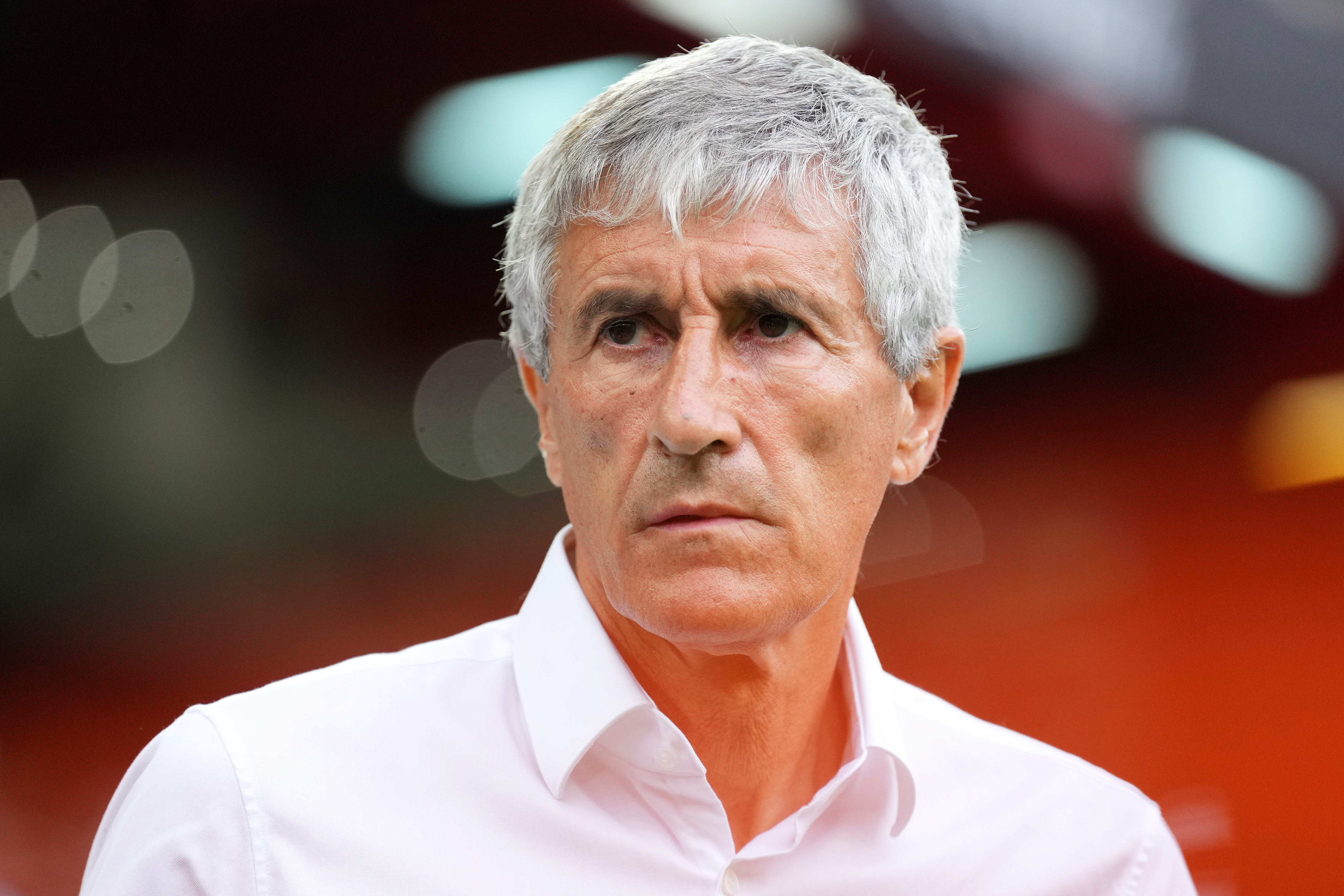 VALENCIA, SPAIN - MAY 03: Quique Setien, Head Coach of Villarreal CF, looks on prior to the LaLiga Santander match between Valencia CF and Villarreal CF at Estadio Mestalla on May 03, 2023 in Valencia, Spain. (Photo by Aitor Alcalde/Getty Images)
