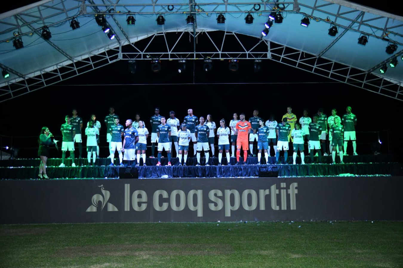 Deportivo Cali estrena camiseta Le Coq Sportif AS Colombia