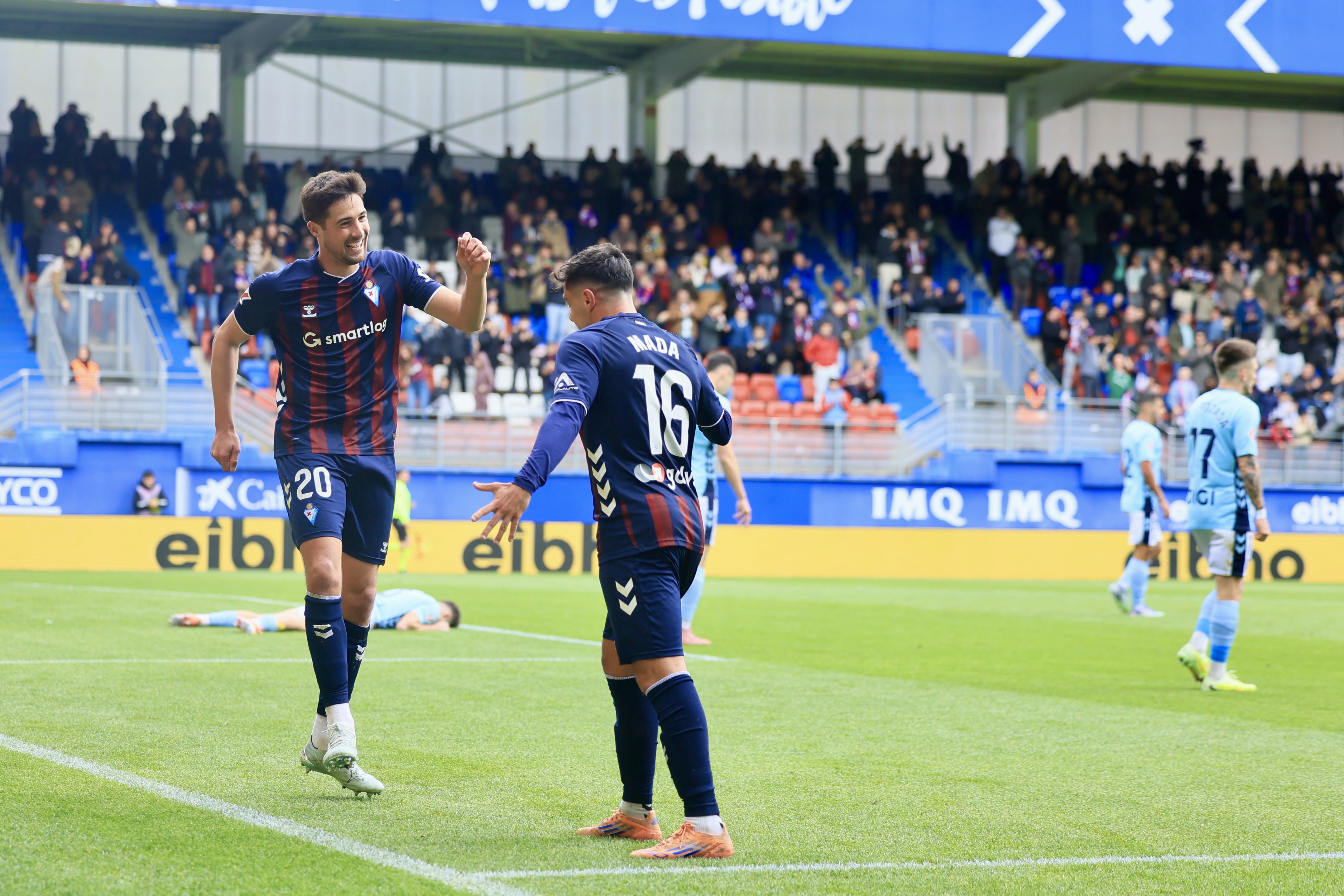 El delantero del equipo armero sigue sumando goles. Un doblete para ganar a Las Palmas.