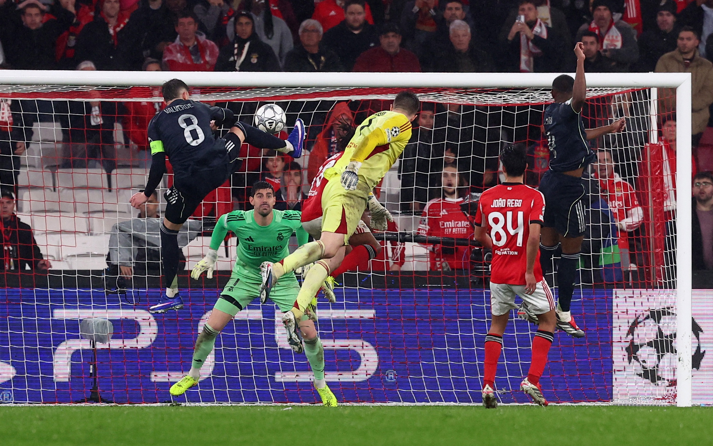Soccer Football - UEFA Champions League - Benfica v Real Madrid - Estadio da Luz, Lisbon, Portugal - January 28, 2026 Benfica's Anatoliy Trubin scores their fourth goal REUTERS/Pedro Nunes