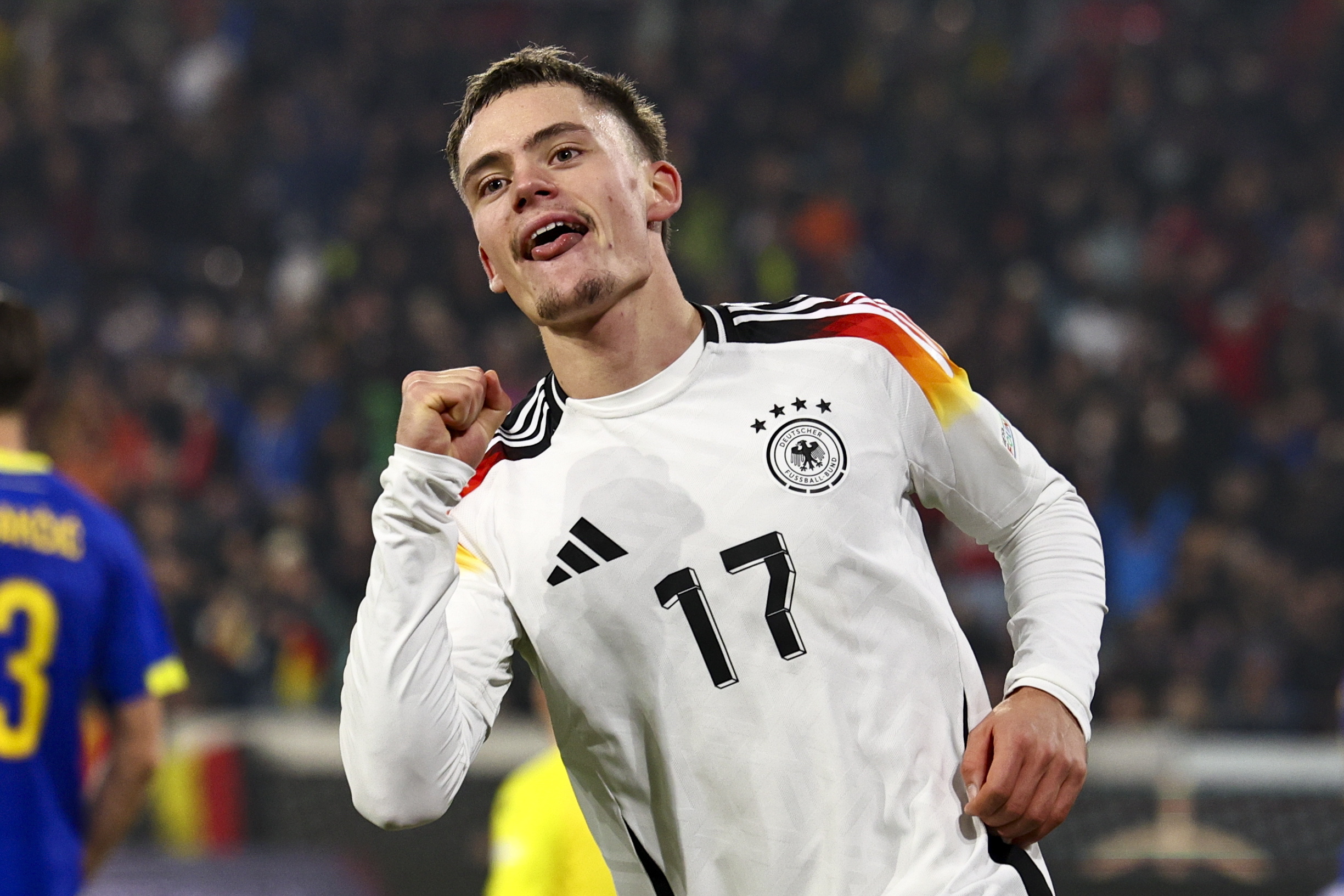 Freiburg (Germany), 15/11/2024.- Florian Wirtz of Germany celebrates the 3-0 lead during the UEFA Nations League soccer match between Germany and Bosnia and Herzegovina in Freiburg, Germany, 16 November 2024. (Bosnia-Herzegovina, Alemania) EFE/EPA/ANNA SZILAGYI
