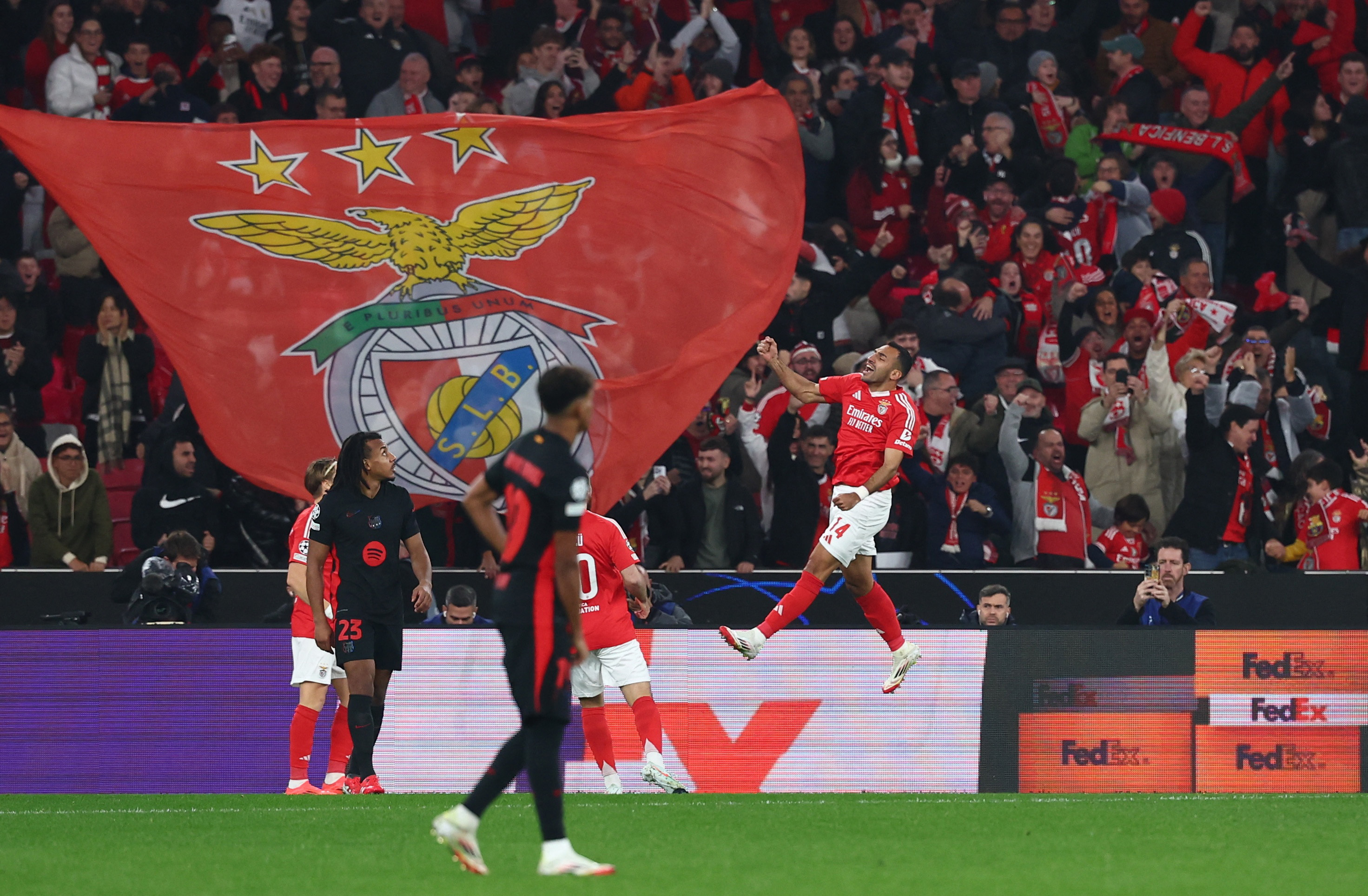 Soccer Football - Champions League - Benfica v FC Barcelona - Estadio da Luz, Lisbon, Portugal - January 21, 2025 Benfica's Vangelis Pavlidis celebrates scoring their first goal REUTERS/Pedro Nunes