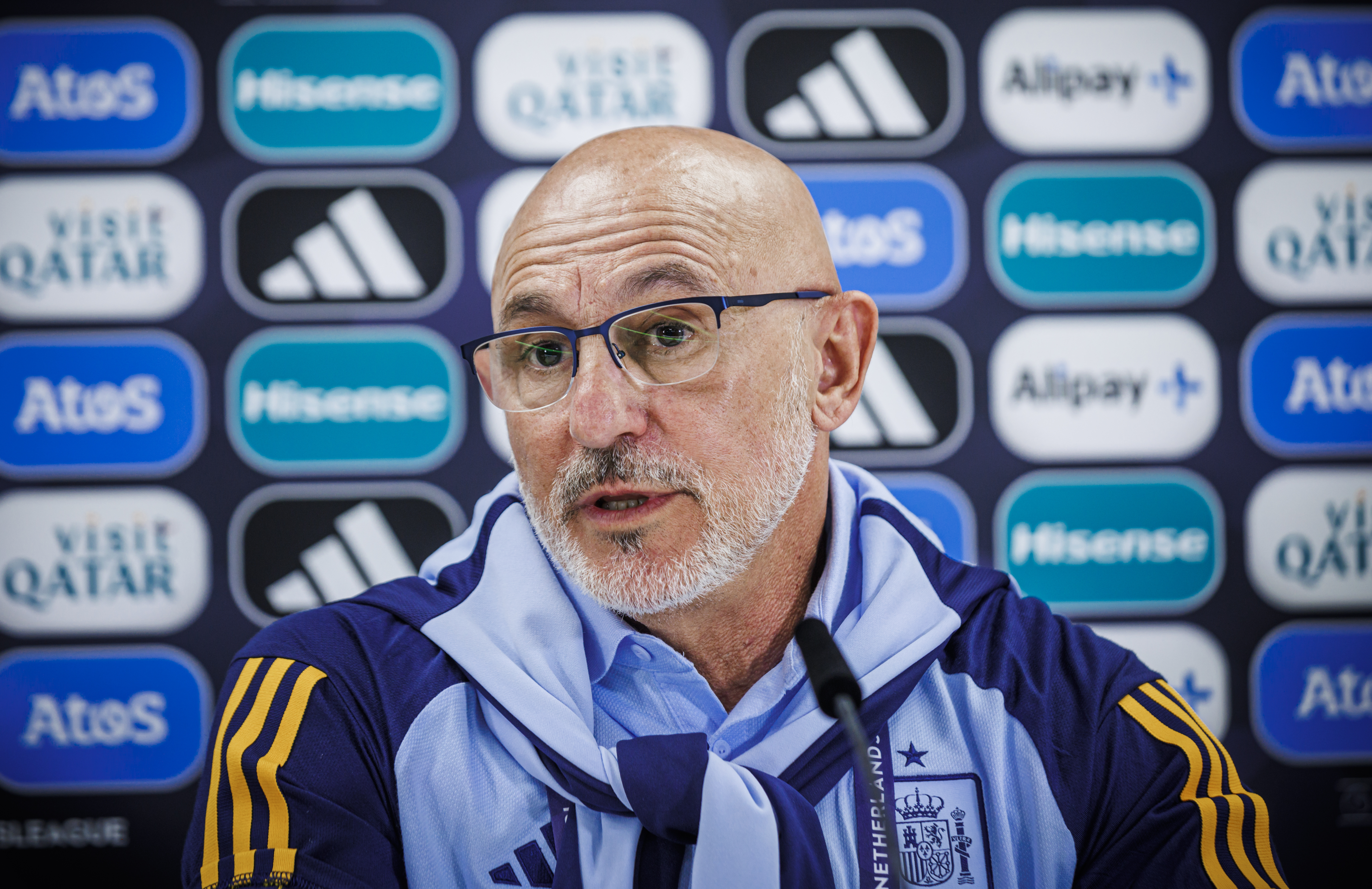 En directo: De la Fuente y Oyarzabal hablan en Chipre