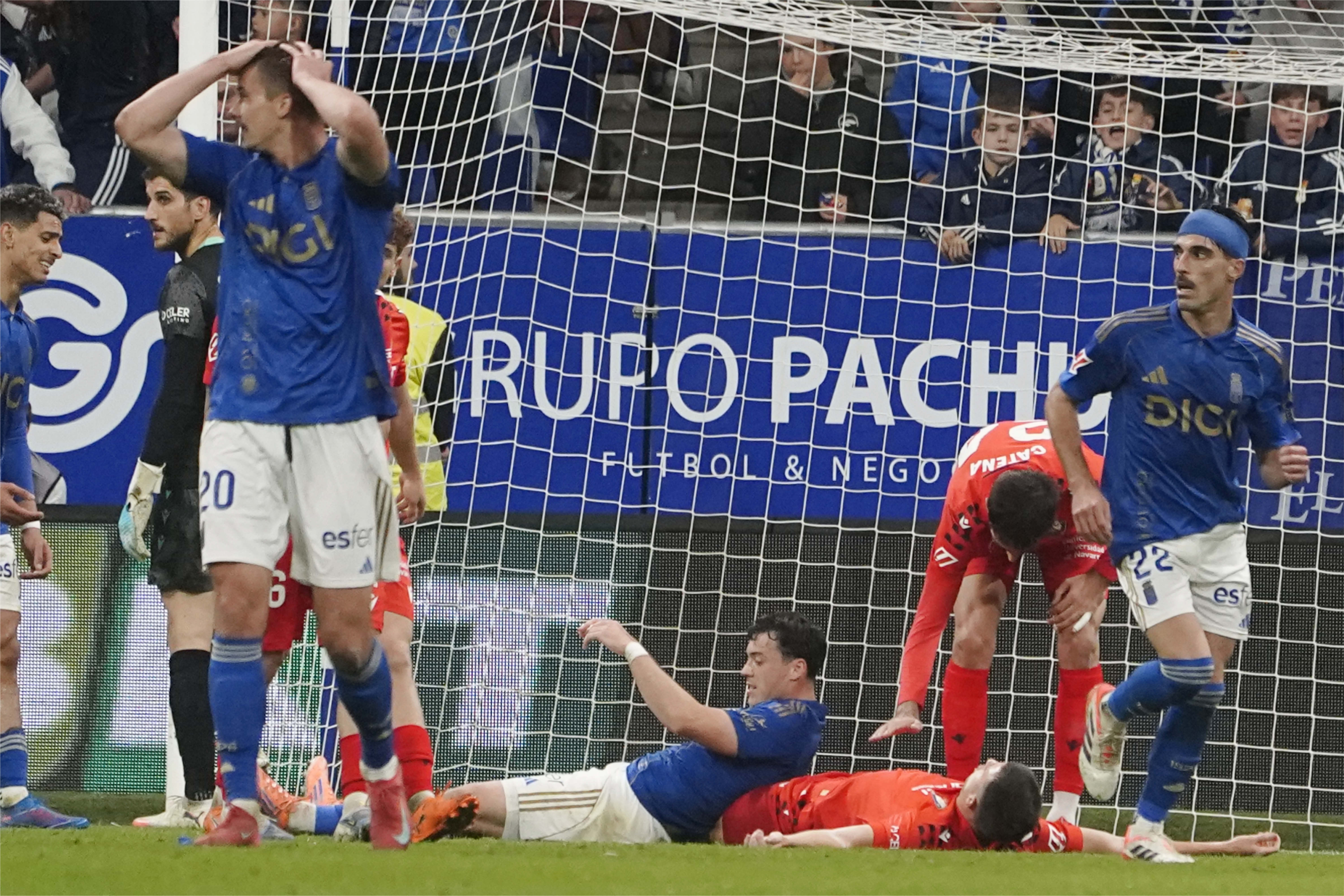 14/11/25 - PRIMERA DIVISION - OVIEDO VS OSASUNA - FEDERICO VIÑAS