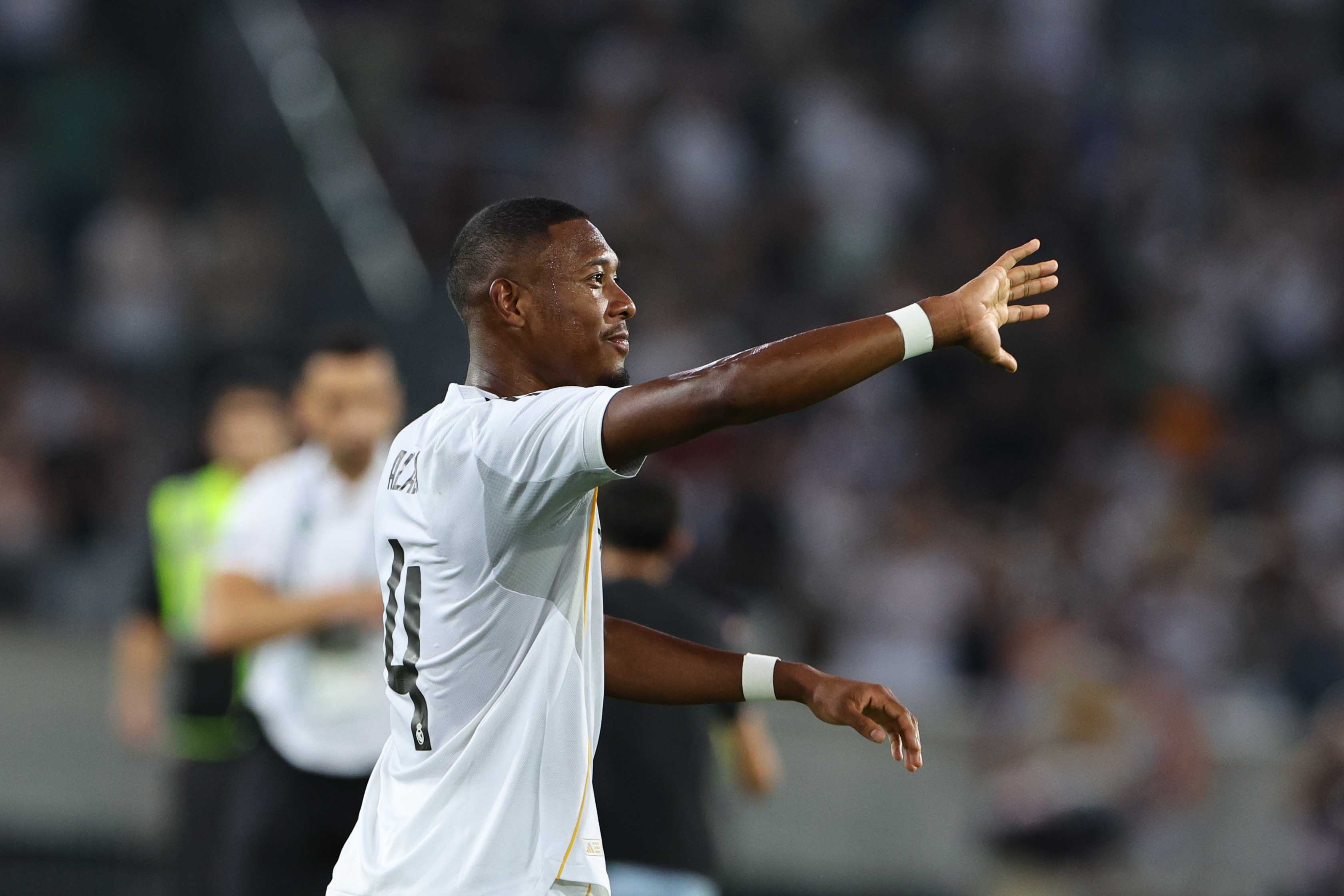 Innsbruck (Austria), 12/08/2025.- David Alaba of Real Madrid gestures after a friendly match between WSG Tirol and Real Madrid, in Innsbruck, Austria, 12 August 2025. (Futbol, Amistoso) EFE/EPA/ANNA SZILAGYI