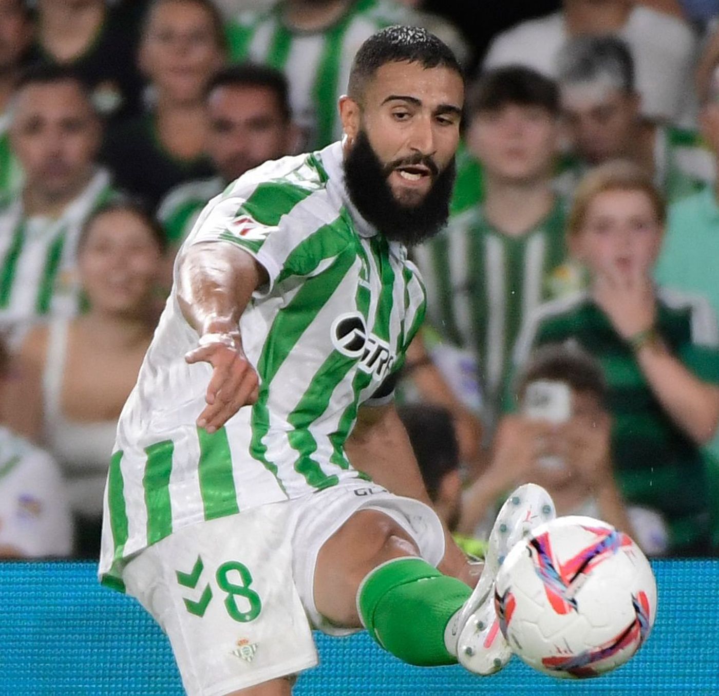 Fekir, en un partido con el Betis.