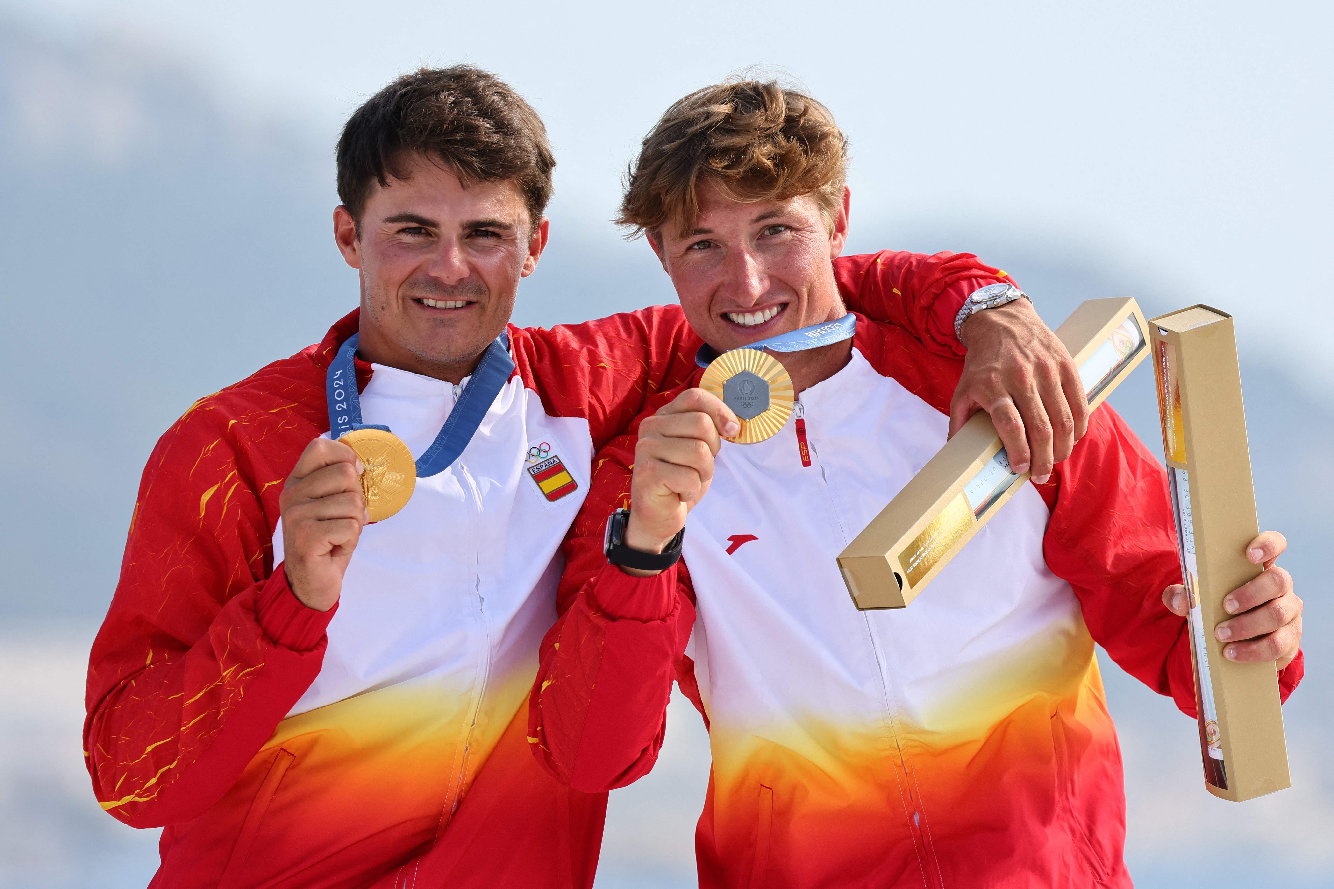 España se proclamó campeona en la categoría 49er. Botín y Tritten pasan a la historia de la vela cosechando la medalla de oro con autoridad. Es el metal 22 de este deporte para España y el primer oro nacional en los Juegos Olímpicos de París. 