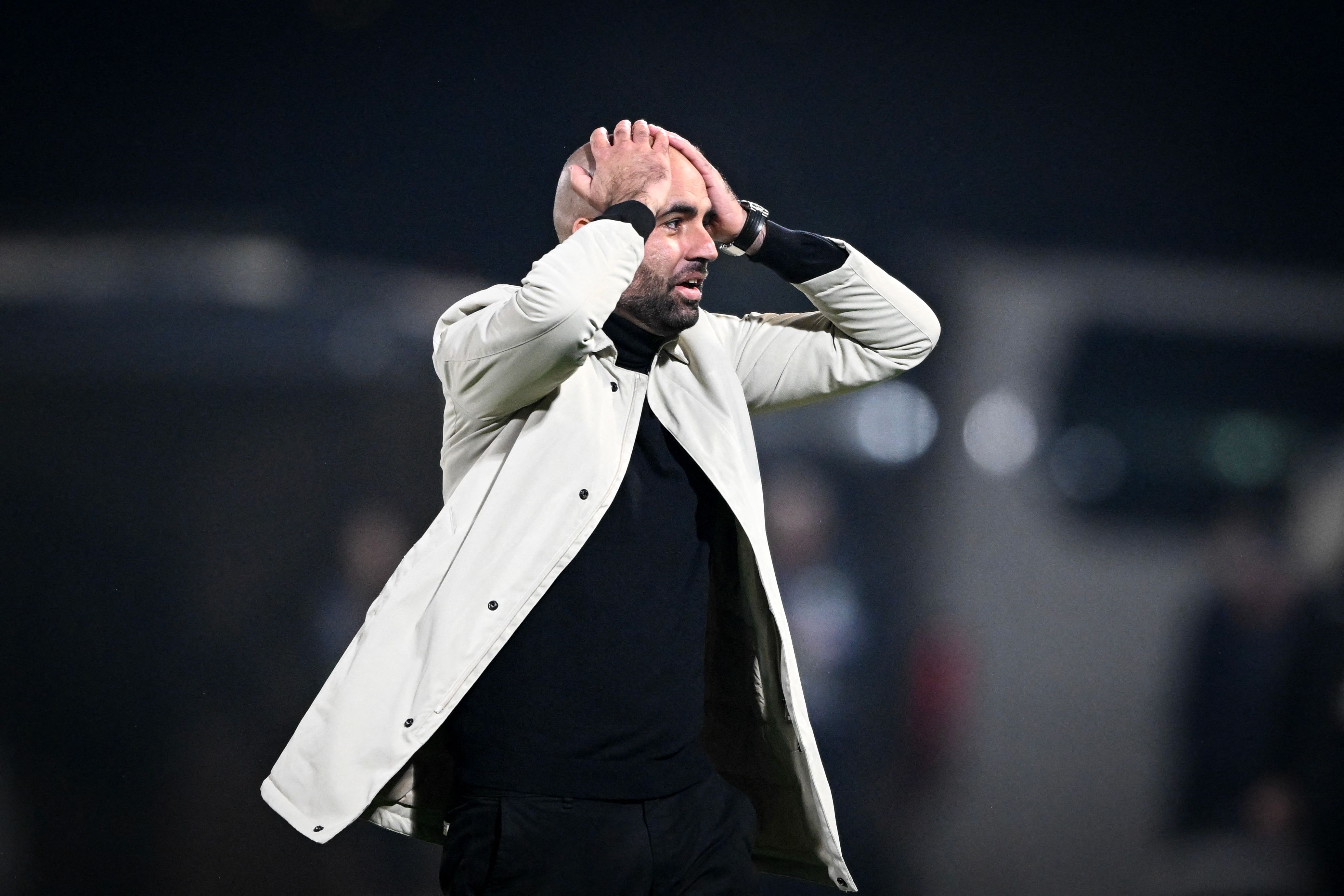 Celta Vigo's Spanish coach Claudio Giraldez reacts during the UEFA Europa League football match between PFC Ludogorets Razgrad and RC Celta de Vigo at the Ludogorets Arena in Razgrad on November 27, 2025. (Photo by Nikolay DOYCHINOV / AFP)