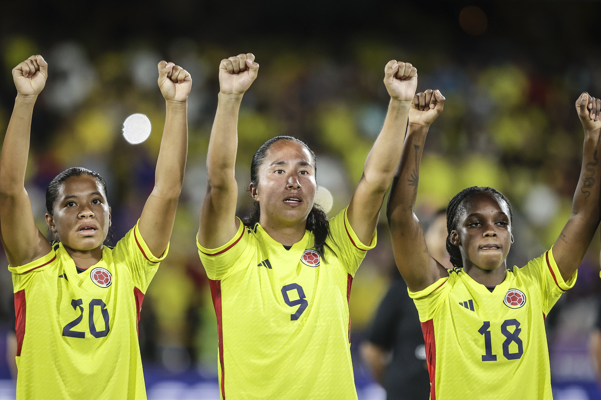La protesta de las jugadoras de la Selección Colombia en los himnos