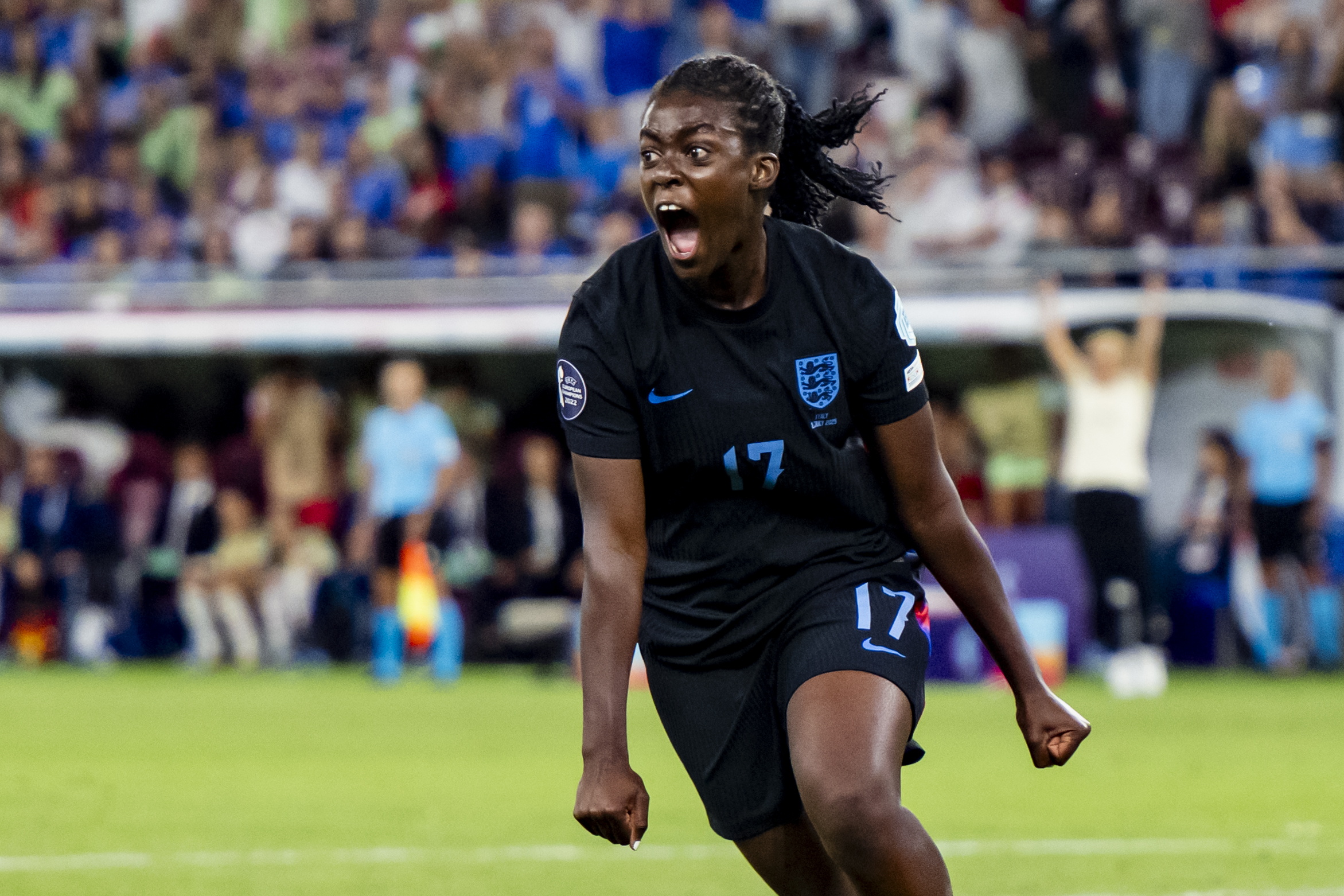 GENEVA (Switzerland), 22/07/2025.- England's Michelle Agyemang celebrates after scoring the 1:1 goal during the UEFA Women's EURO 2025 semi final soccer match between England and Italy in Geneva, Switzerland, 22 July 2025. (Italia, Suiza, Ginebra) EFE/EPA/JEAN-CHRISTOPHE BOTT
