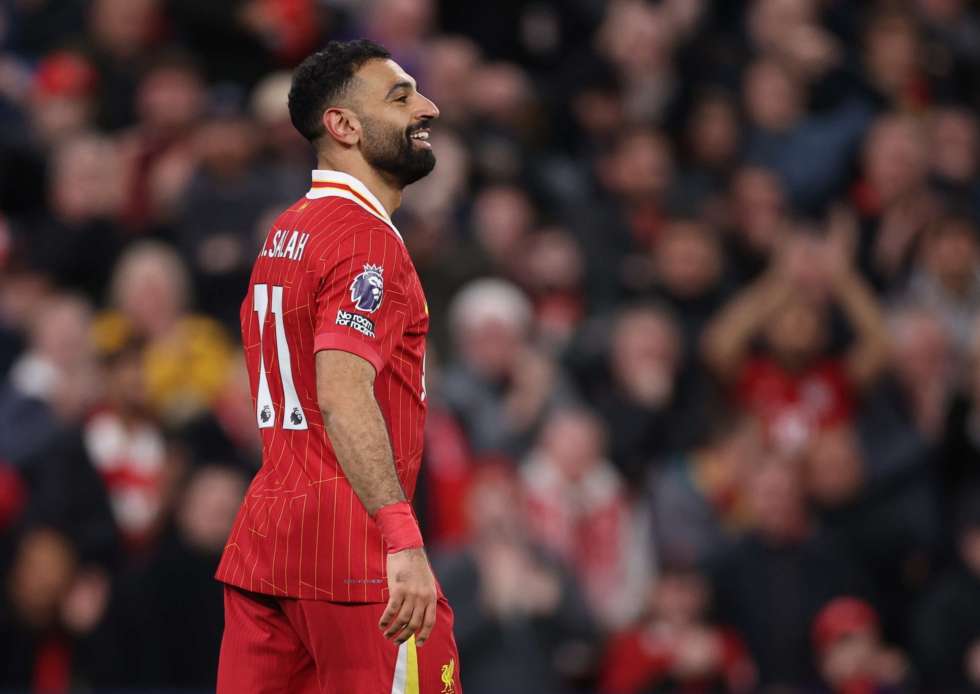 Liverpool (United Kingdom), 01/12/2024.- Mohamed Salah of Liverpool celebrates scoring the 2-0 goal during the English Premier League match between Liverpool and Manchester City in Liverpool, Britain, 01 December 2024. (Reino Unido) EFE/EPA/ADAM VAUGHAN EDITORIAL USE ONLY. No use with unauthorized audio, video, data, fixture lists, club/league logos, 'live' services or NFTs. Online in-match use limited to 120 images, no video emulation. No use in betting, games or single club/league/player publications.
