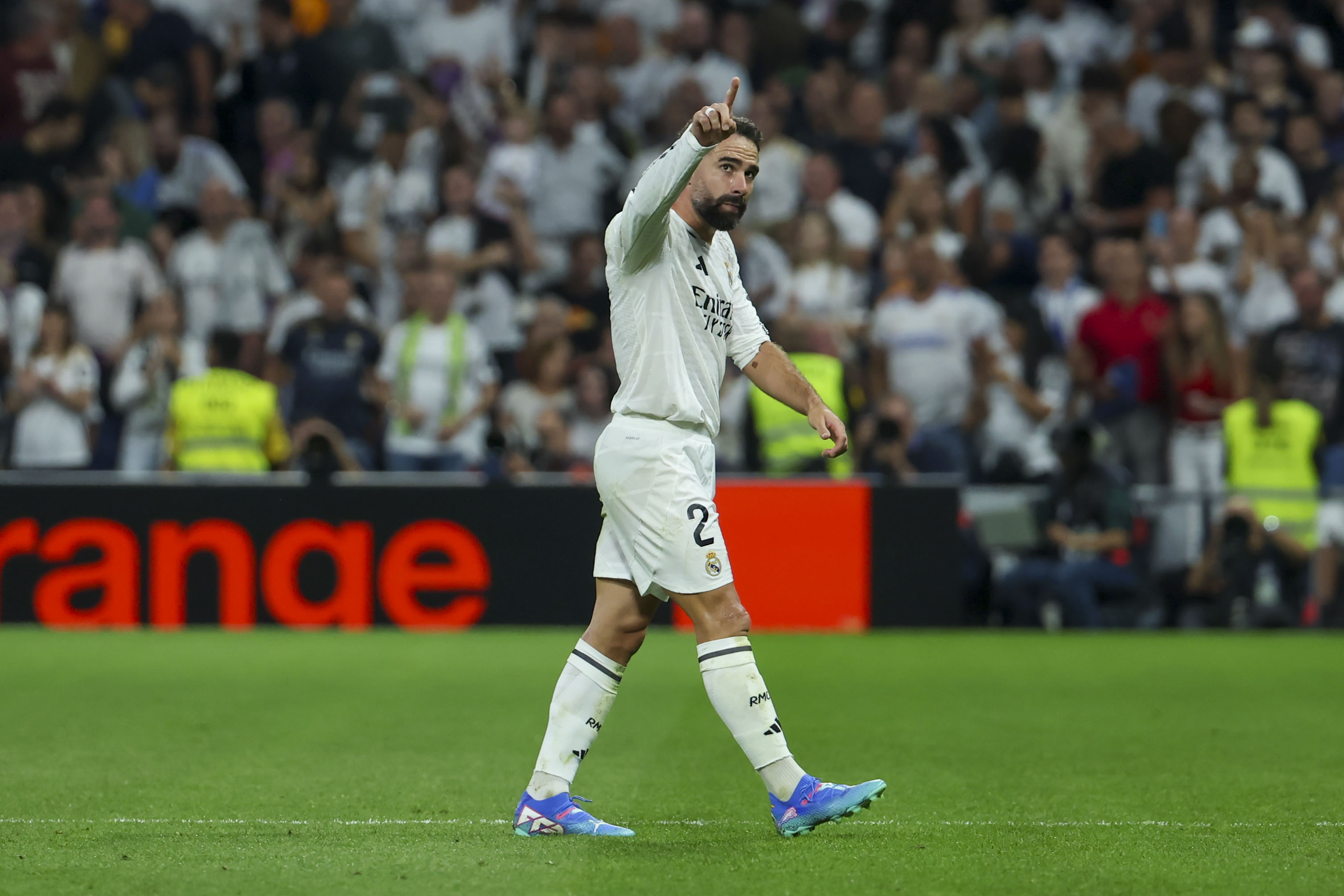 Oficial: Carvajal, renovado hasta 2026