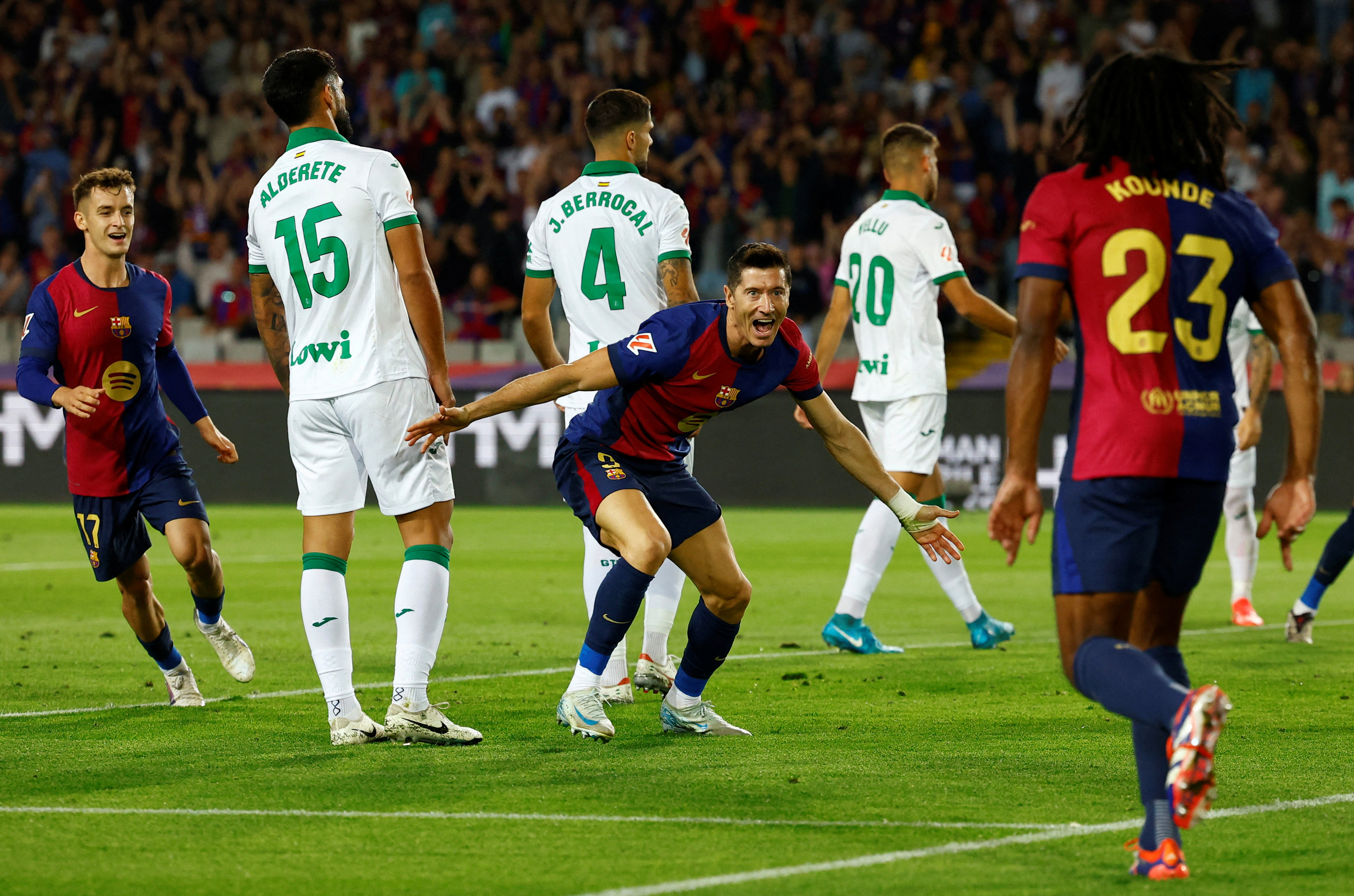 Lewandowski celebra el gol al Getafe.