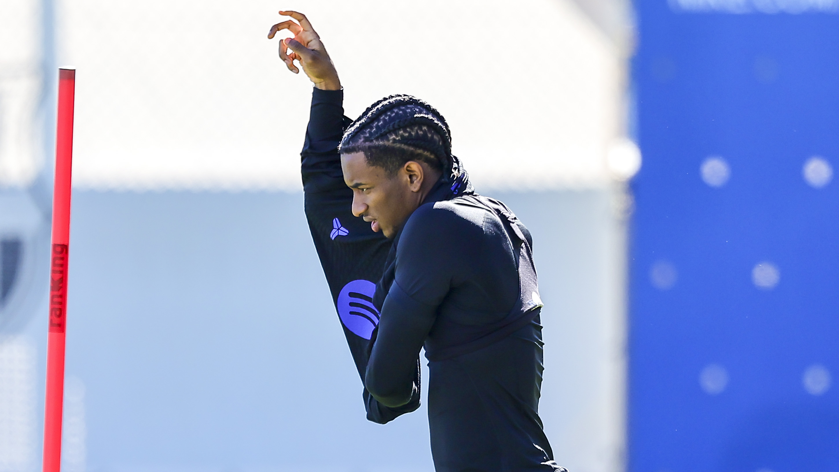 24/09/25
ENTRENAMIENTO FC BARCELONA 
ALEJANDRO BALDE






