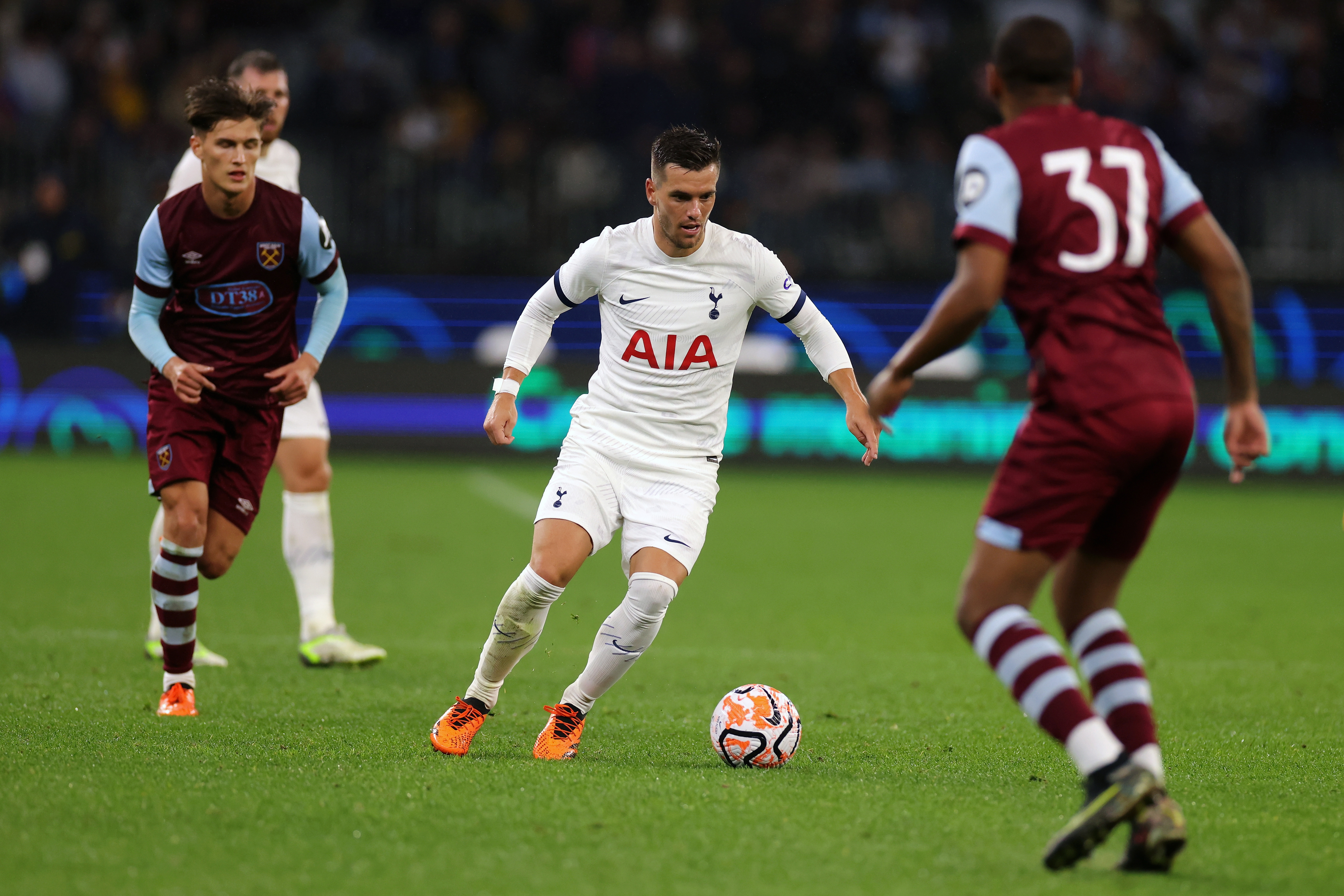 Nada desconcentra a Lo Celso