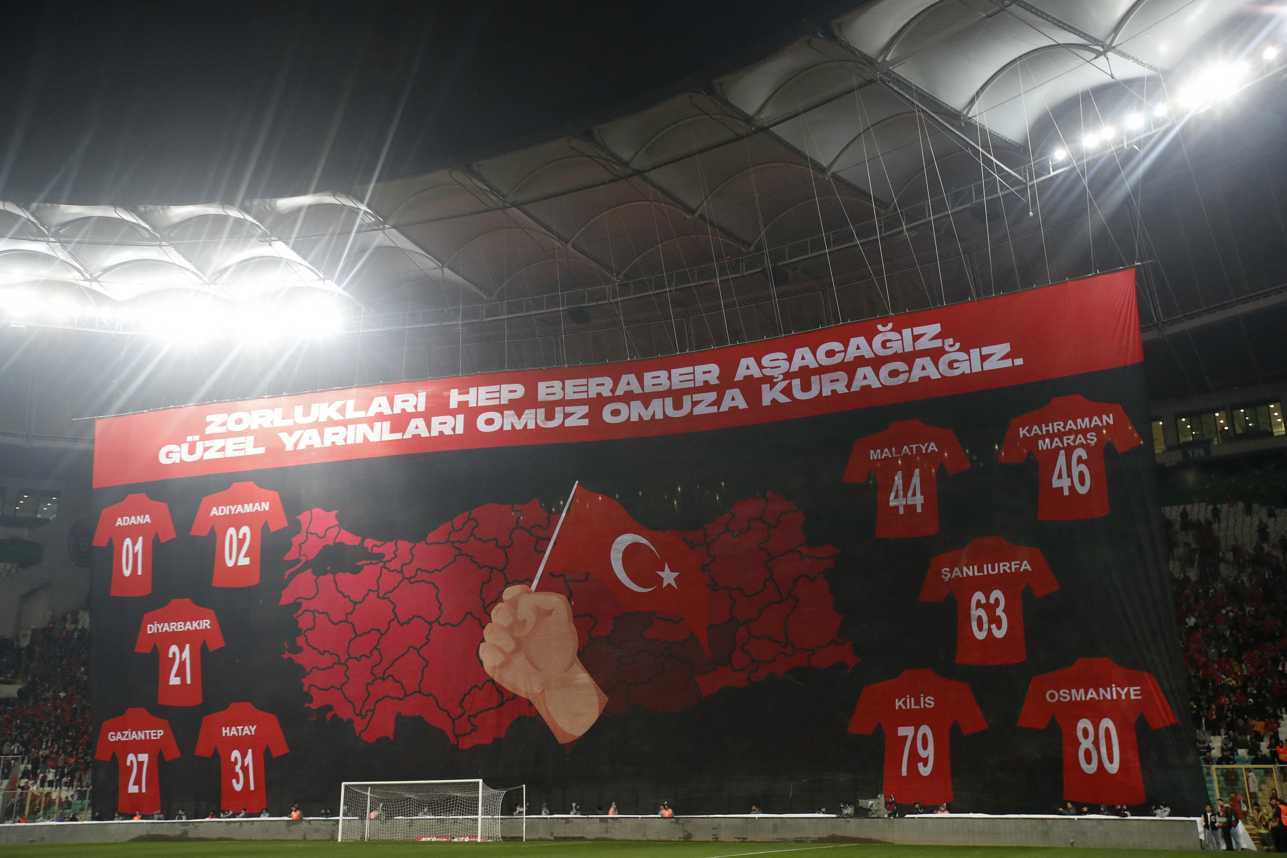 Vodafone Arena :: Turquia :: Página do Estádio 