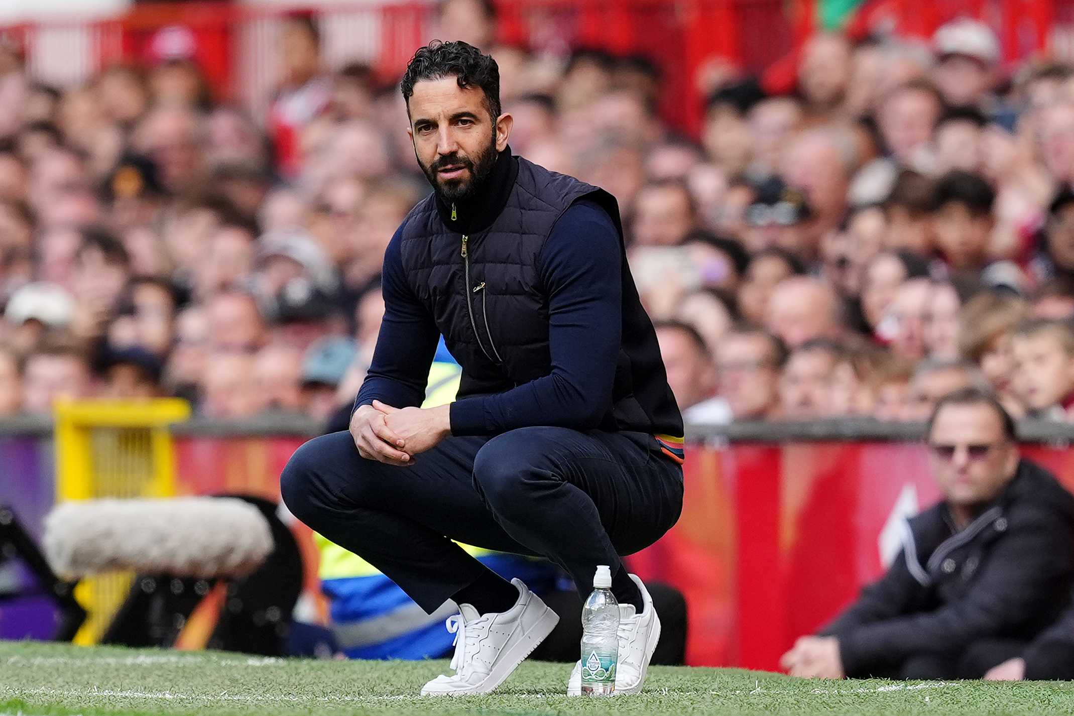 El traspaso del entrenador portugués, actual técnico del Manchester United, del Sporting de Portugal al M. United en 2024 supuso un coste de 11 millones de euros.