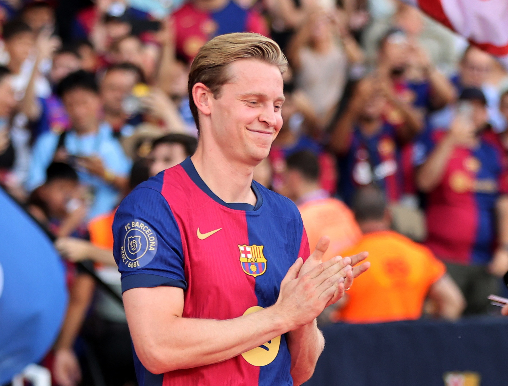 Soccer Football - Joan Gamper Trophy - FC Barcelona v AS Monaco - Estadi Olimpic Lluis Companys, Barcelona, Spain - August 12, 2024 FC Barcelona's Frenkie de Jong before the match REUTERS/Bruna Casas