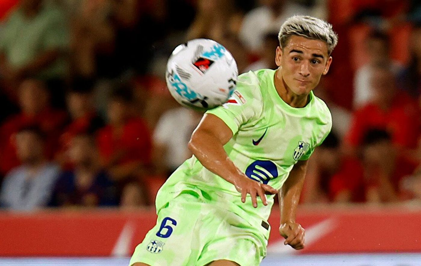 Gavi, en un partido con el Barcelona esta temporada.