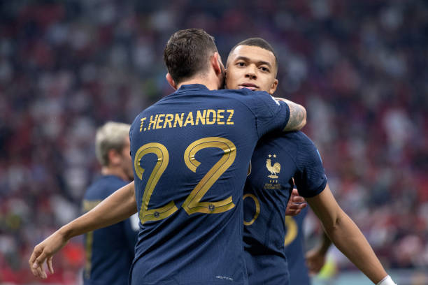 Mbappé se cita con Messi