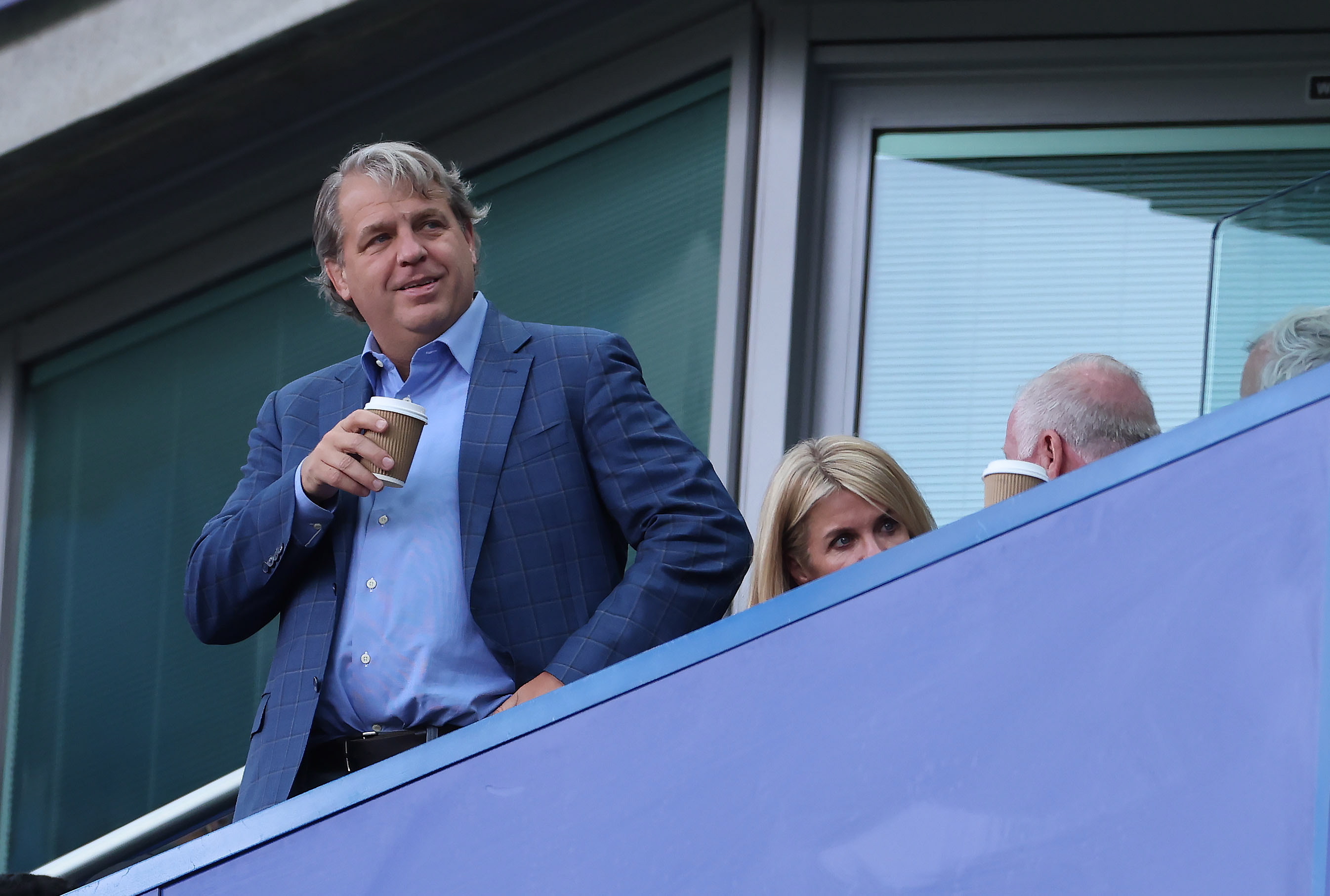 Todd Boehly, copropietario del Chelsea, en el palco de Stamford Bridge.