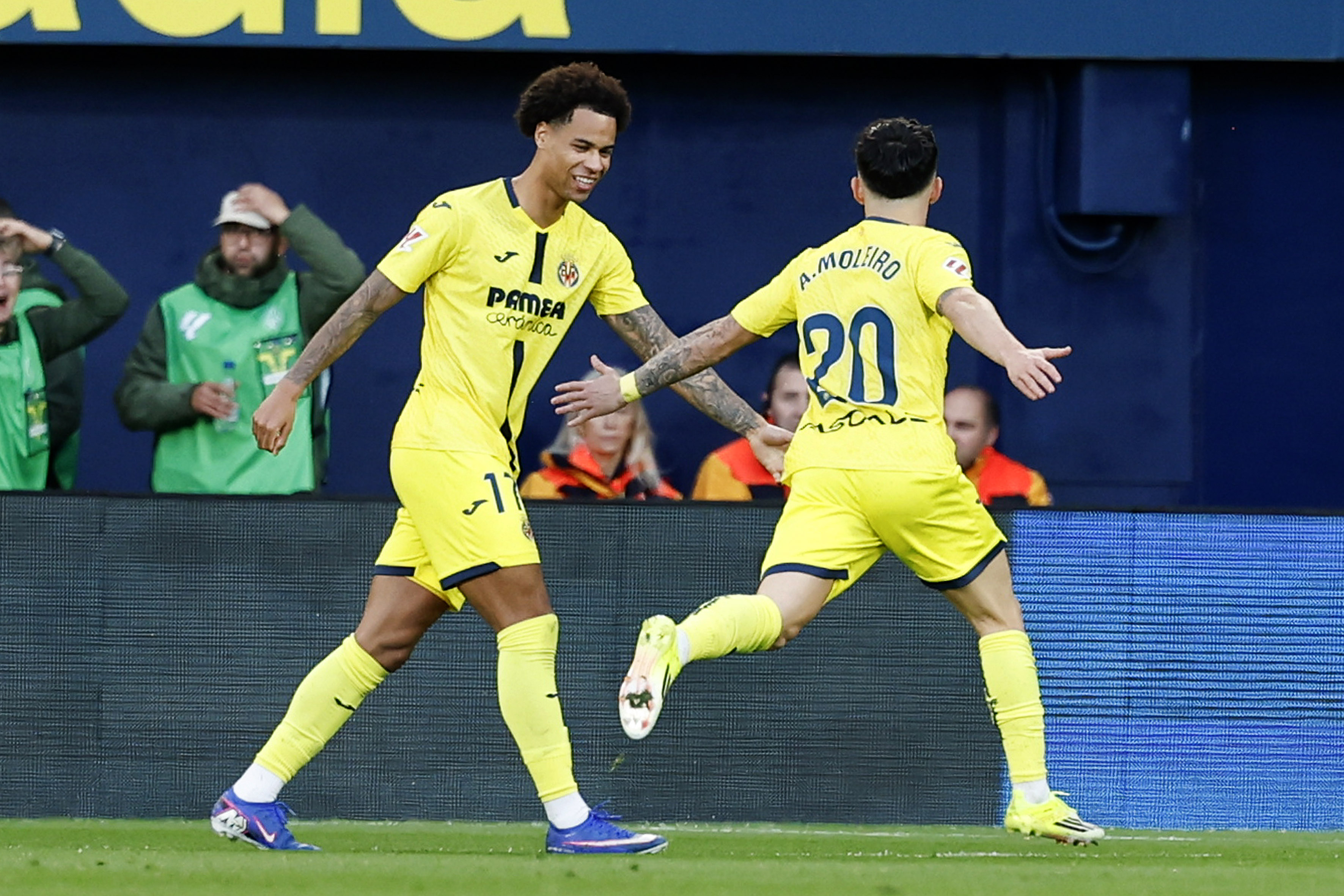 10/01/26 PARTIDO PRIMERA DIVISION
VILLARREAL - ALAVES
GOL MOLEIRO 1-0 ALEGRIA
