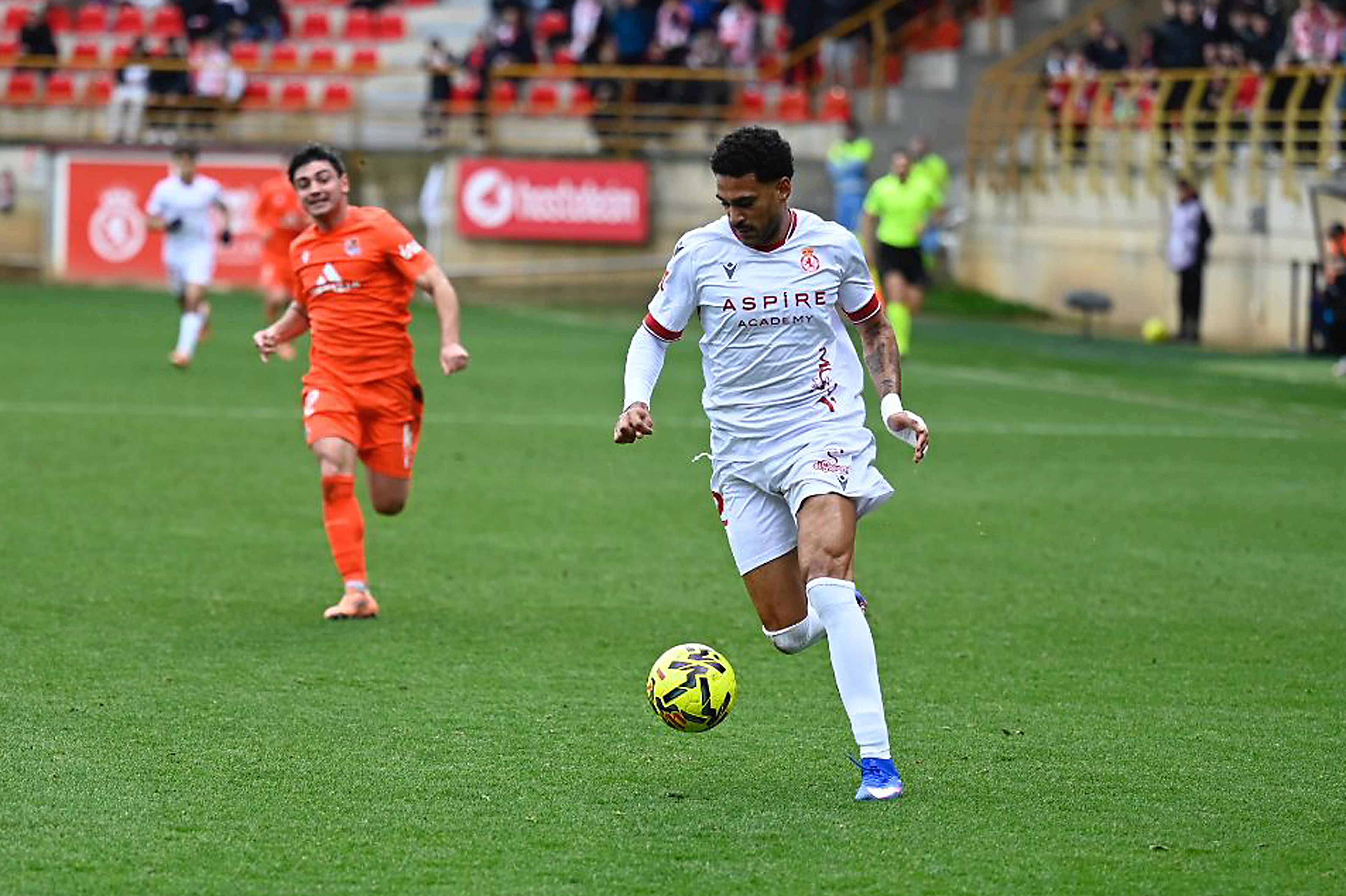 Lucas deja a medias a una gran Real B