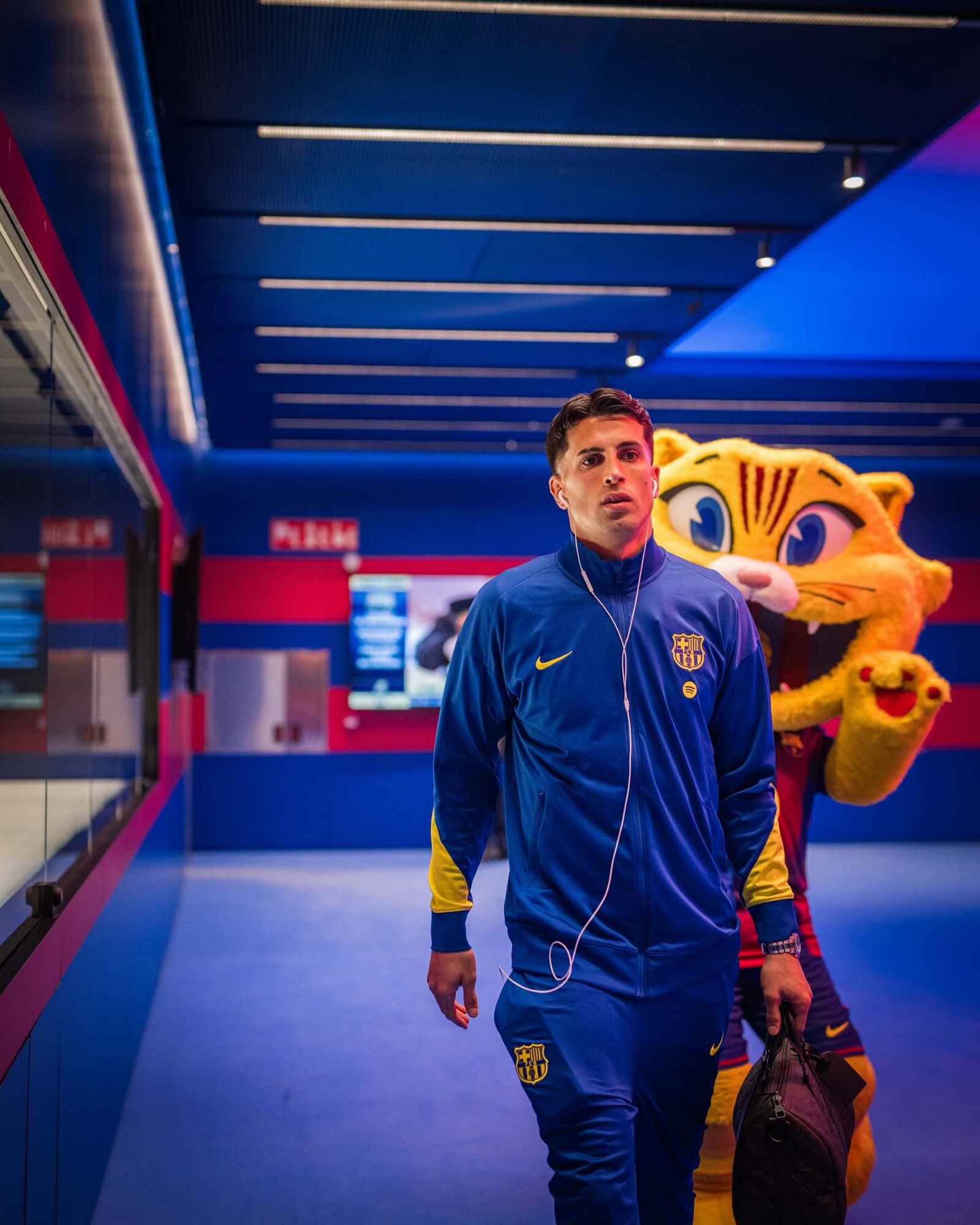 João Cancelo, ¿una vía de ataque para el Newcastle?