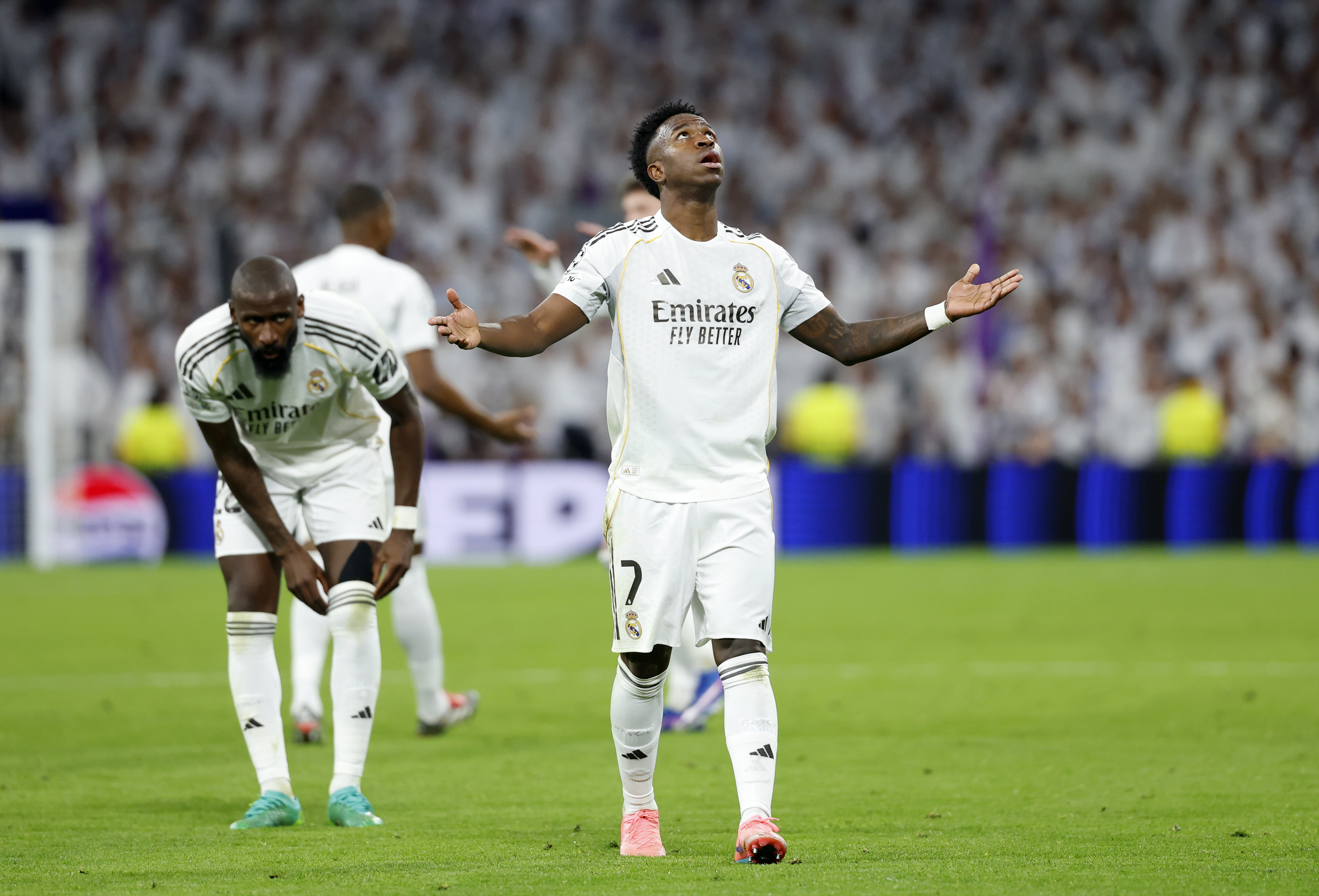 25/02/26 PARTIDO CHAMPIONS LEAGUE
REPESCA DIECISEISAVOS VUELTA
REAL MADRID - BENFICA
SEGUNDO GOL VINICIUS 2-1 ALEGRIA