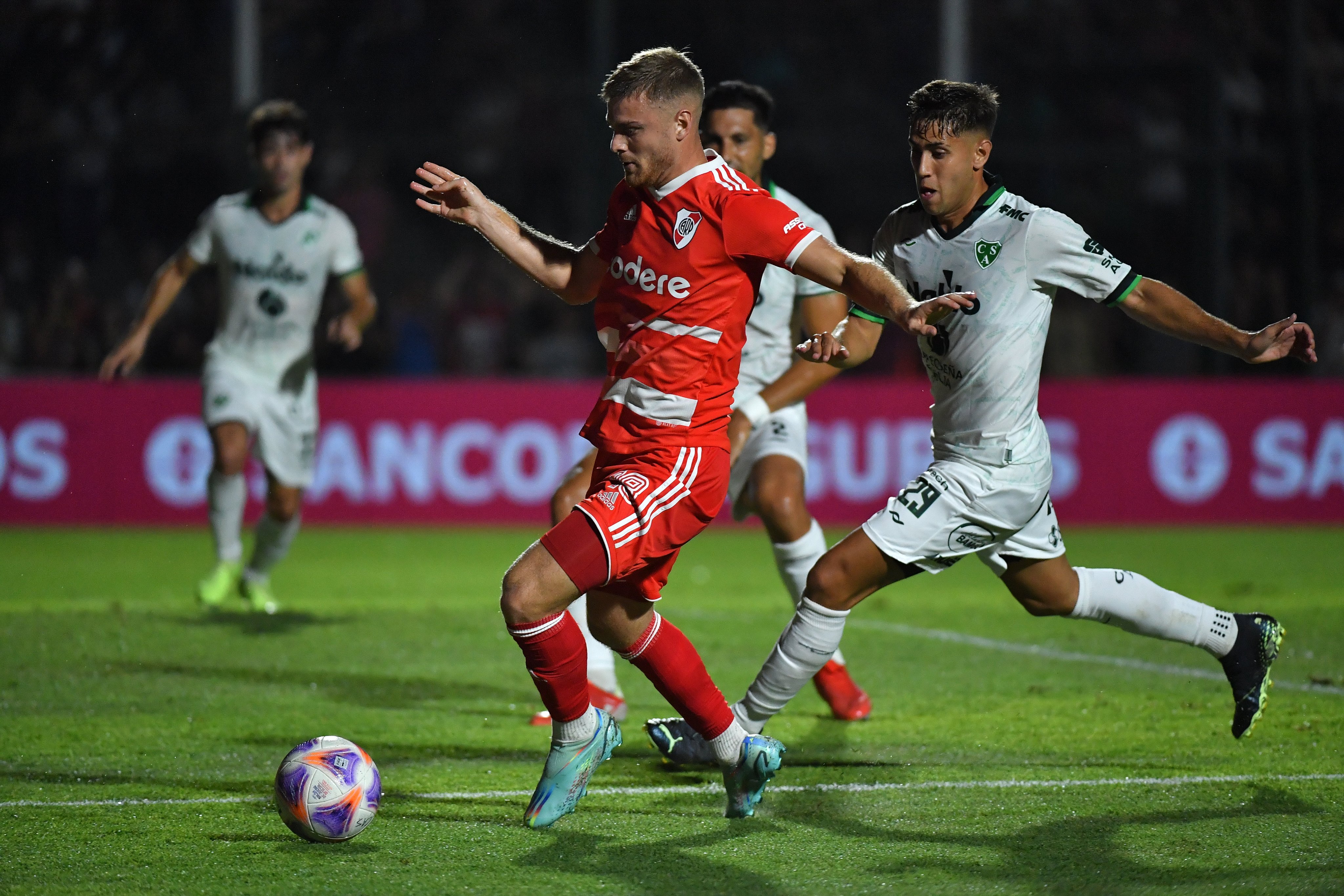 Sarmiento 0-2 River Plate: resumen, goles y resultado