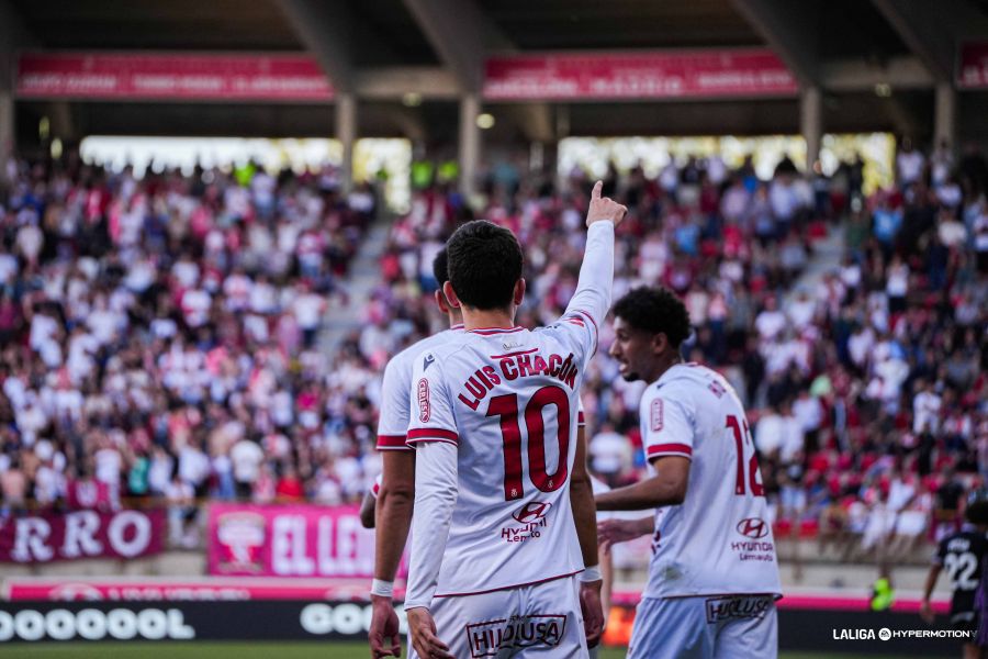 Chacón marca el camino de la Resurrección a la Cultural