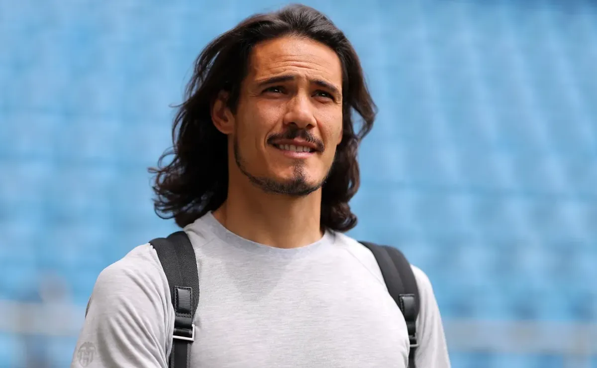 ¡Se acerca! Cavani volará a Argentina para sumarse a Boca