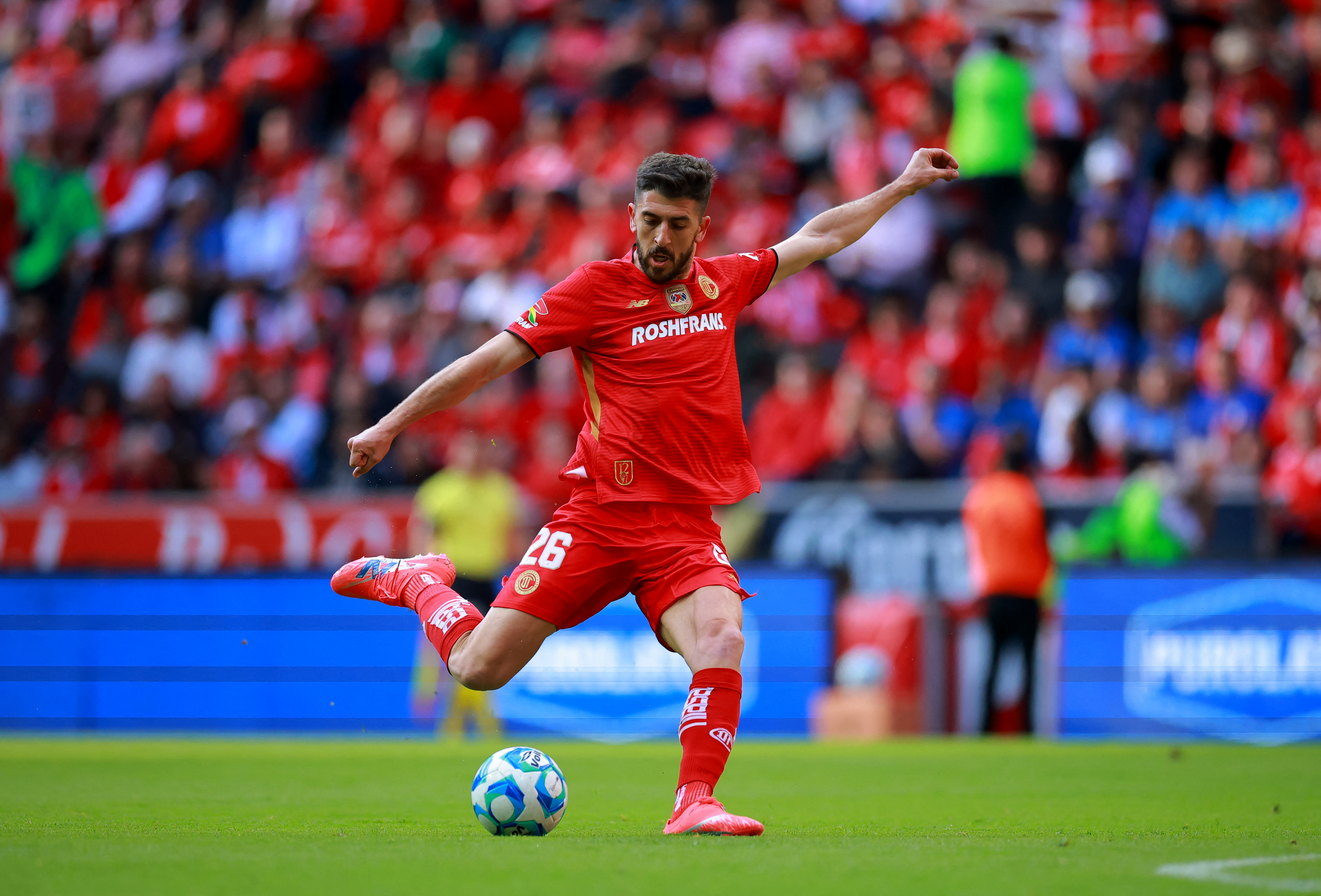 Paulinho: 17 teams and a Liga MX record that turned heads - AS USA