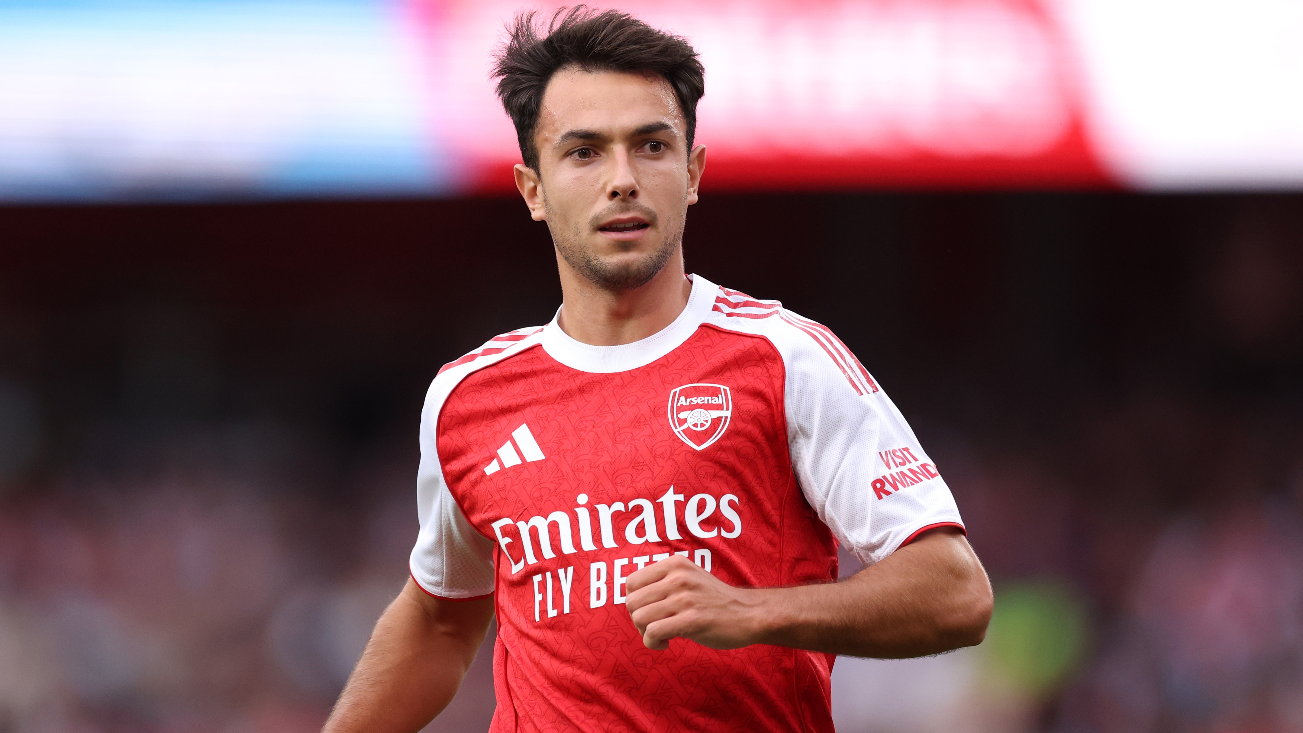 Traspaso de la Real Sociedad al Arsenal por 70 millones de euros.